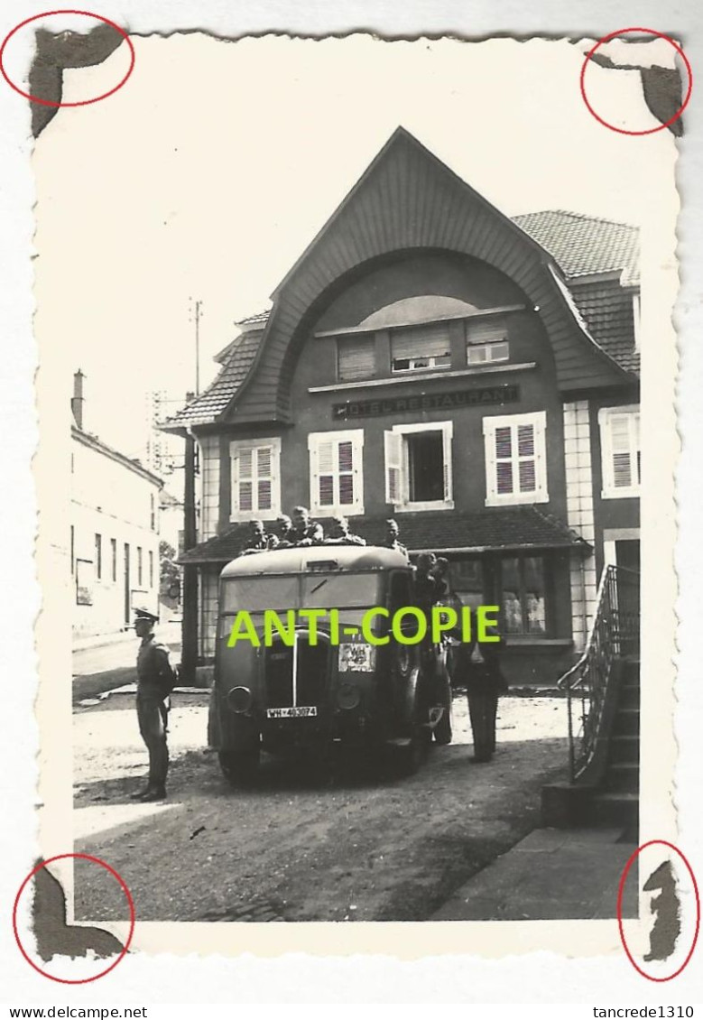 WW2  PHOTO ORIGINALE Soldats Allemands Camion RENAULT AGK1 Secteur Le Donon Vosges 67 Bas Rhin (non Annoté) - 1939-45