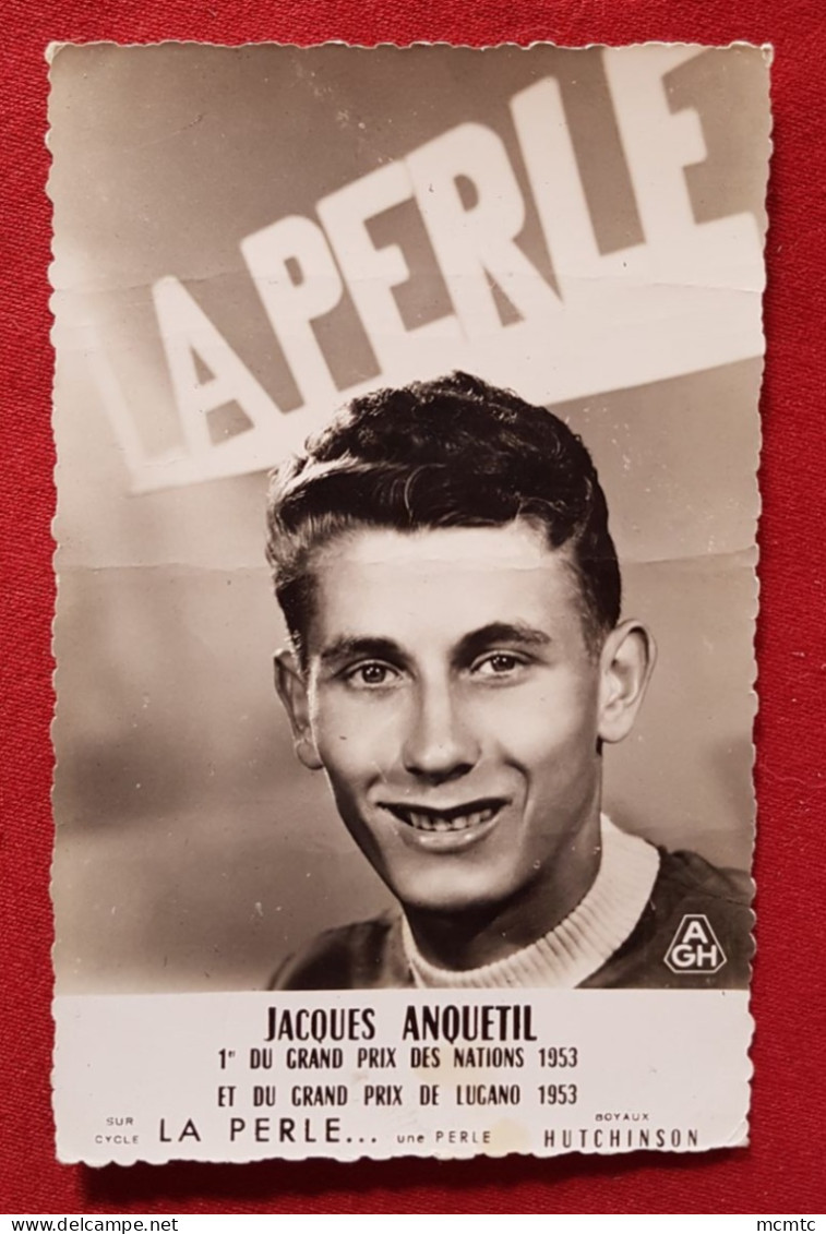 CPSM Petit Format - Jacques Anquetil -( Coureur Cycliste Sur Cycle La Perle ) - Cyclisme