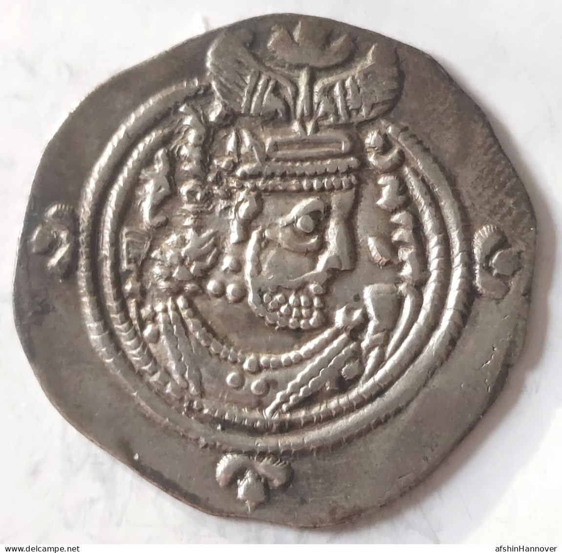 SASANIAN KINGS. Khosrau II. 591-628 AD. AR Silver  Drachm  Year 35 Mint AY - Orientales