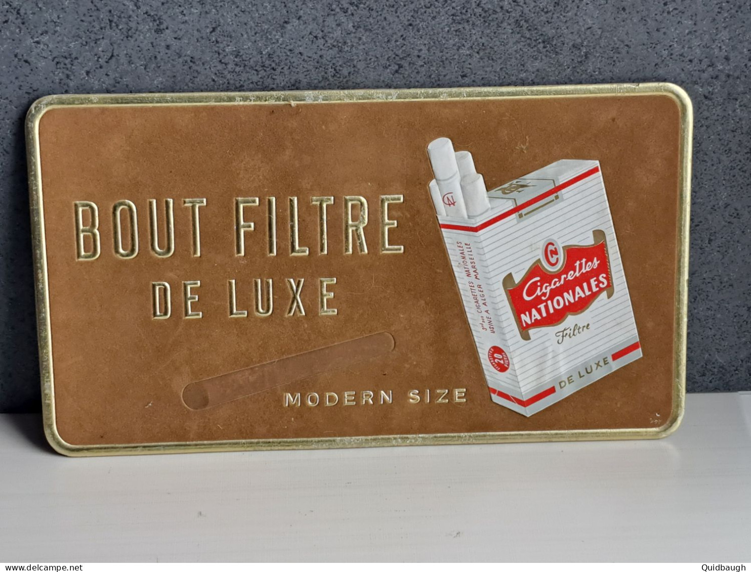 Ancienne Publicité Cartonné Velours Cigarettes Nationales - Werbeartikel