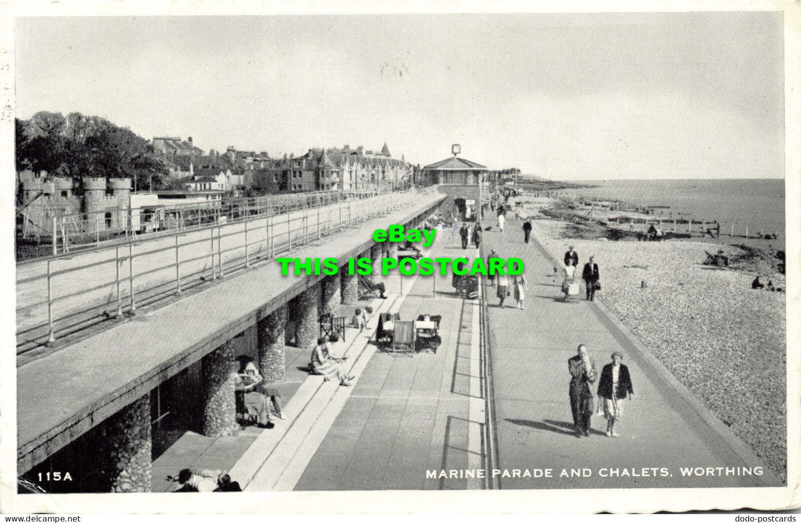 R583018 Worthing. Marine Parade And Chalets. 1960 - Wereld