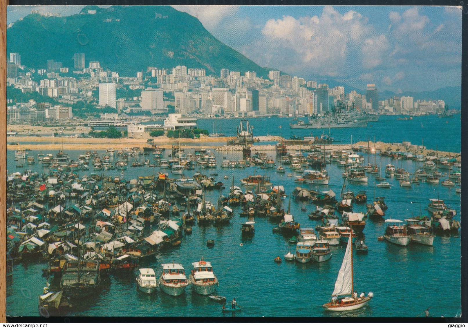 °°° 31098 - HONG KONG - CAUSEWAY BAY SHELTER - 1971 With Stamps °°° - Chine (Hong Kong)