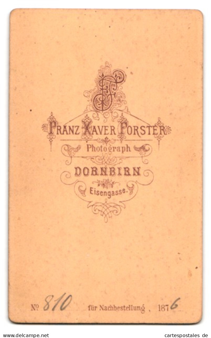 Fotografie Franz Xaver Forster, Dornbirn, Eisengasse, Portrait Junger Herr Im Anzug Mit Zigarre  - Personnes Anonymes