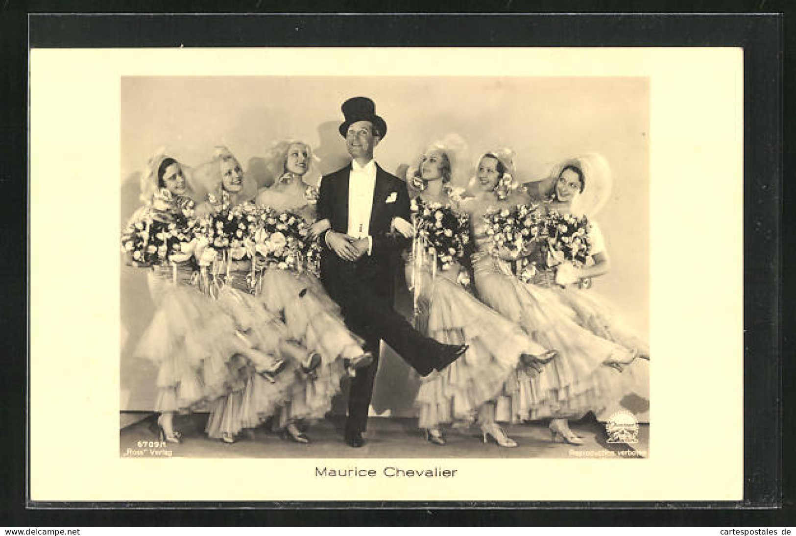 AK Schauspieler Maurice Chevalier In Einer Tanznummer  - Acteurs