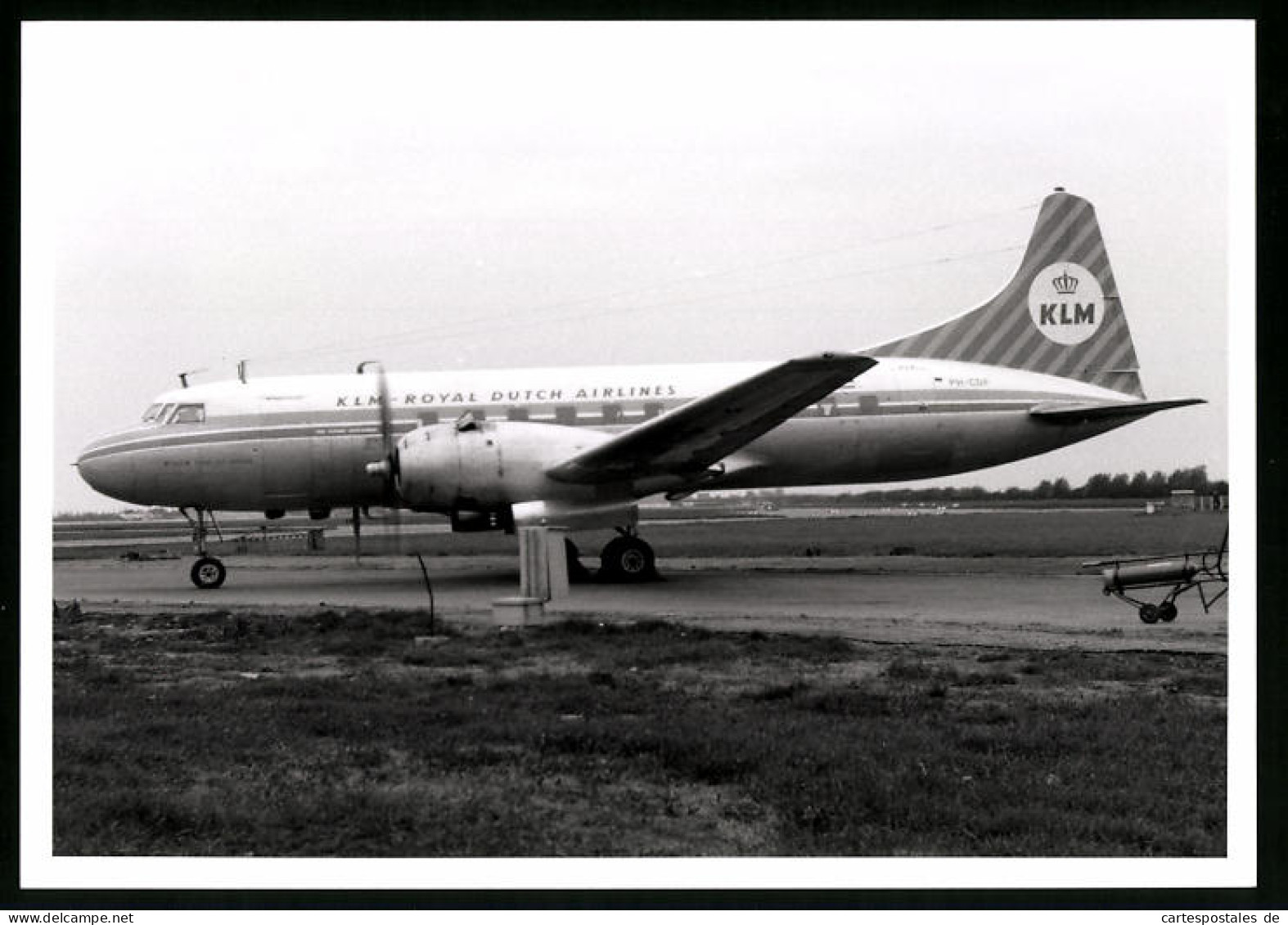 Fotografie Flugzeug Convair, Niederdecker, Passagierflugzeug Der KLM, Kennung PH-CGF  - Aviation