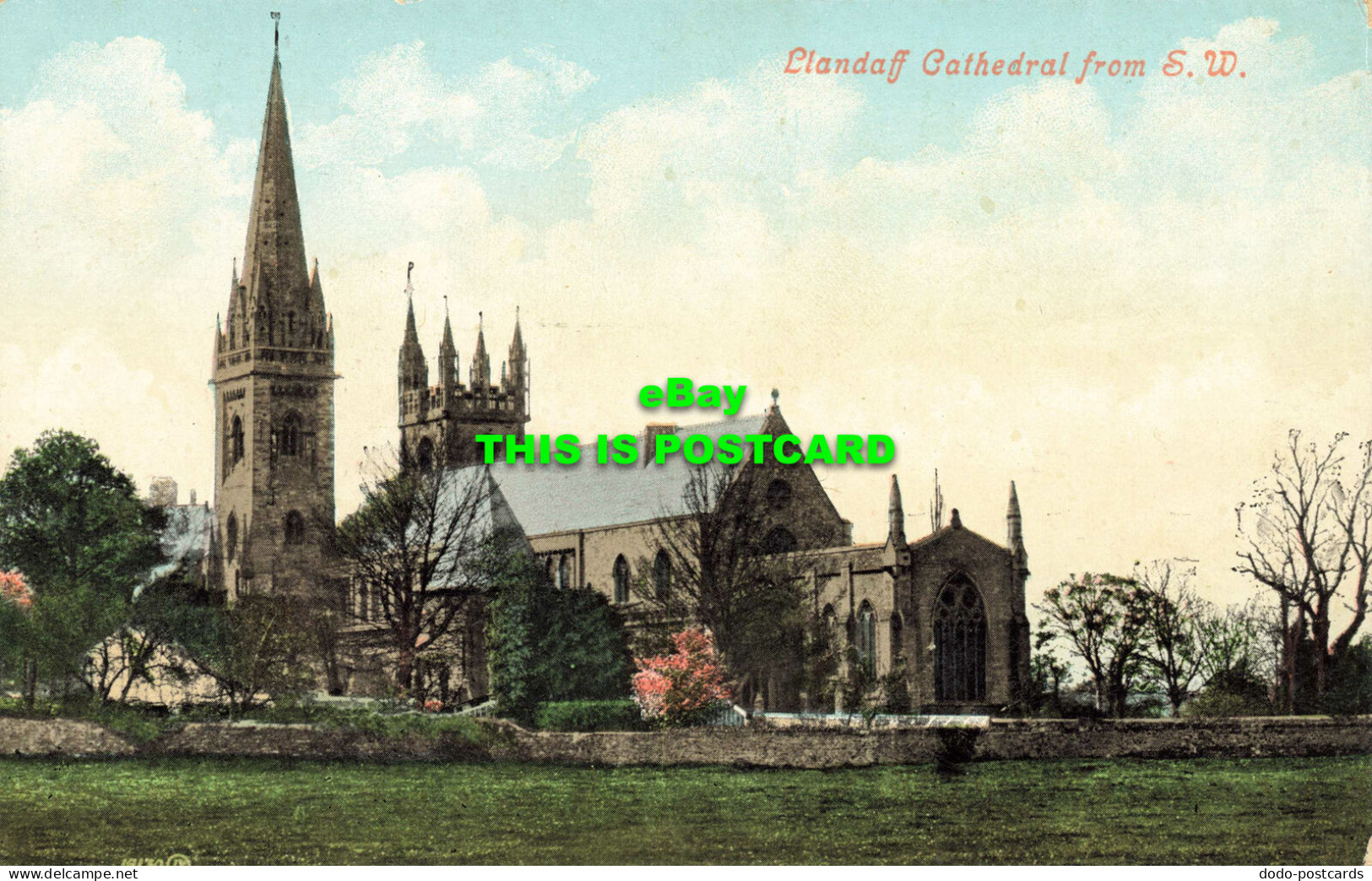 R584226 Llandaff Cathedral From S. W. Valentines Series - Welt