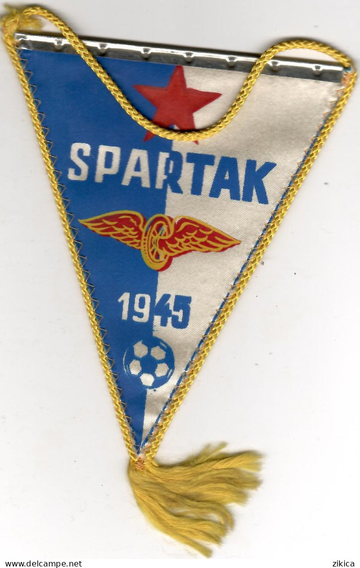 Soccer / Football Club - FC Spartak - Subotica - Serbia - Habillement, Souvenirs & Autres