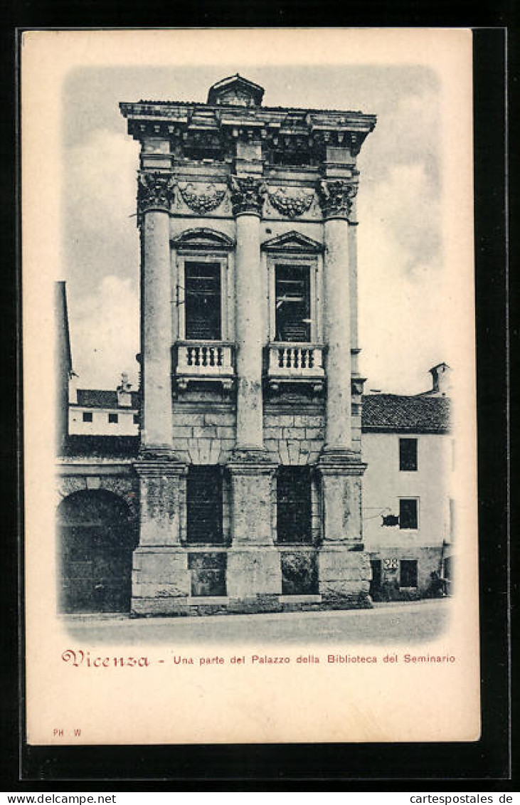 Cartolina Vicenza, Una Parte Del Palazzo Della Biblioteca Del Seminario  - Vicenza