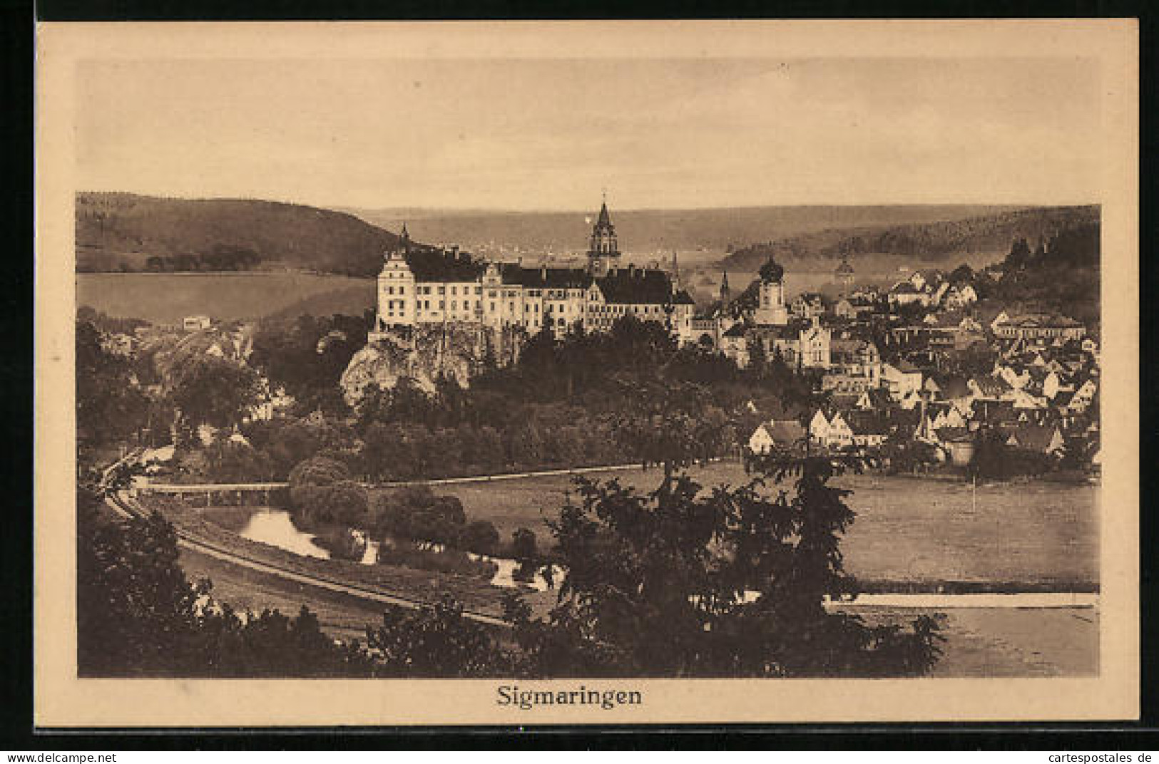 AK Sigmaringen, Schloss Mit Gartenanlage  - Sigmaringen