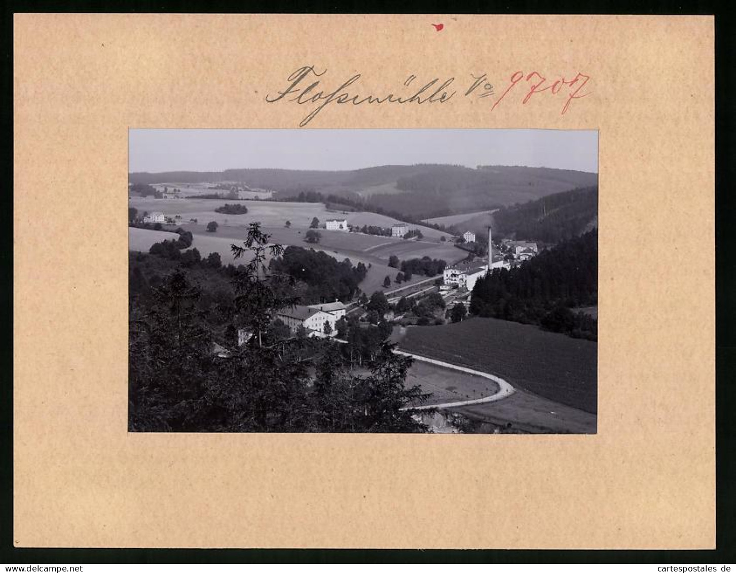 Fotografie Brück & Sohn Meissen, Ansicht Flossmühle I. Erzg., Blick Auf Den Ort Mit Fabrikgebäude  - Lieux