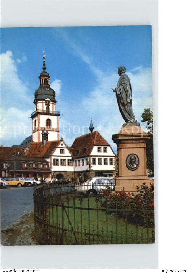 72612523 Erbach Odenwald Marktplatz Rathaus Stadtkirche Denkmal Graf Franz I. Er - Erbach