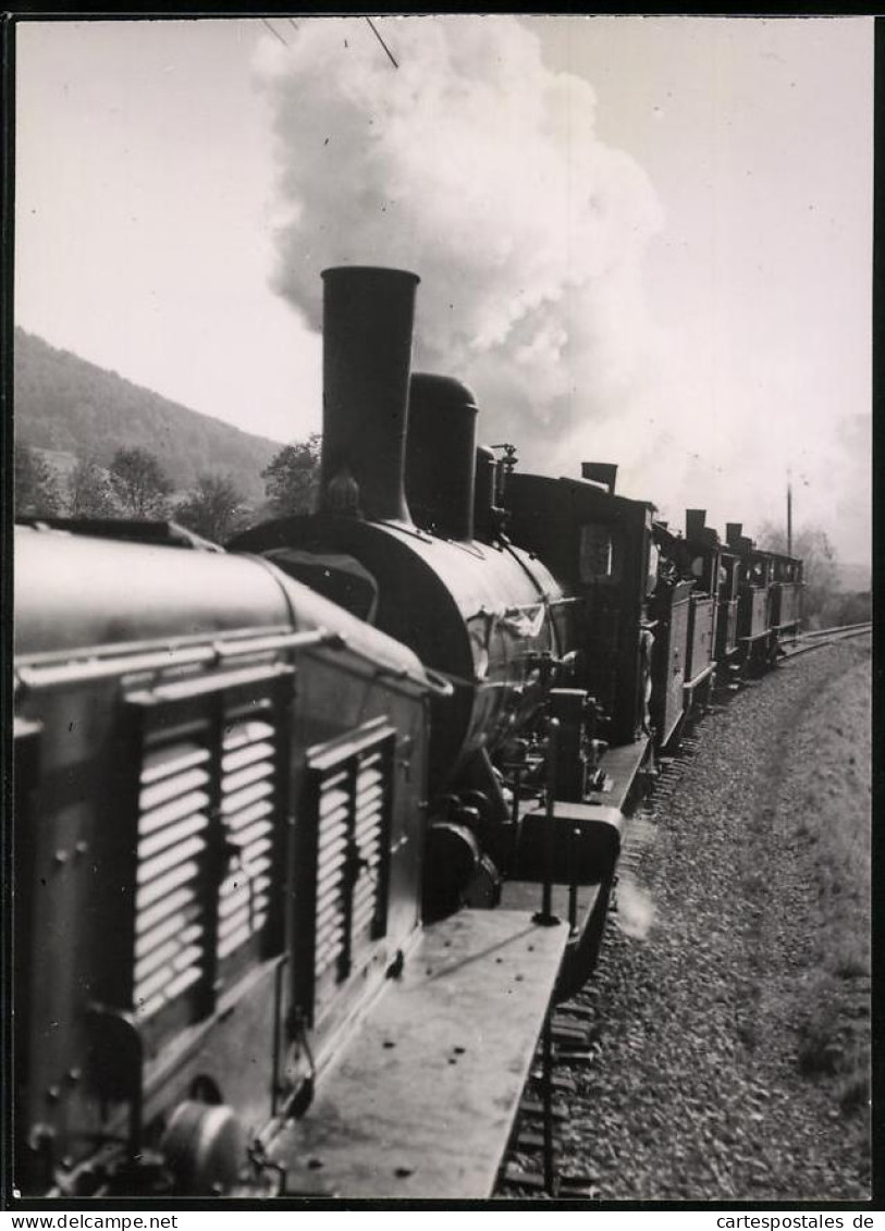 Fotografie Eisenbahn Schweiz, Mehrere Dampf-Lokomotiven Aneinander Gekoppelt  - Treinen