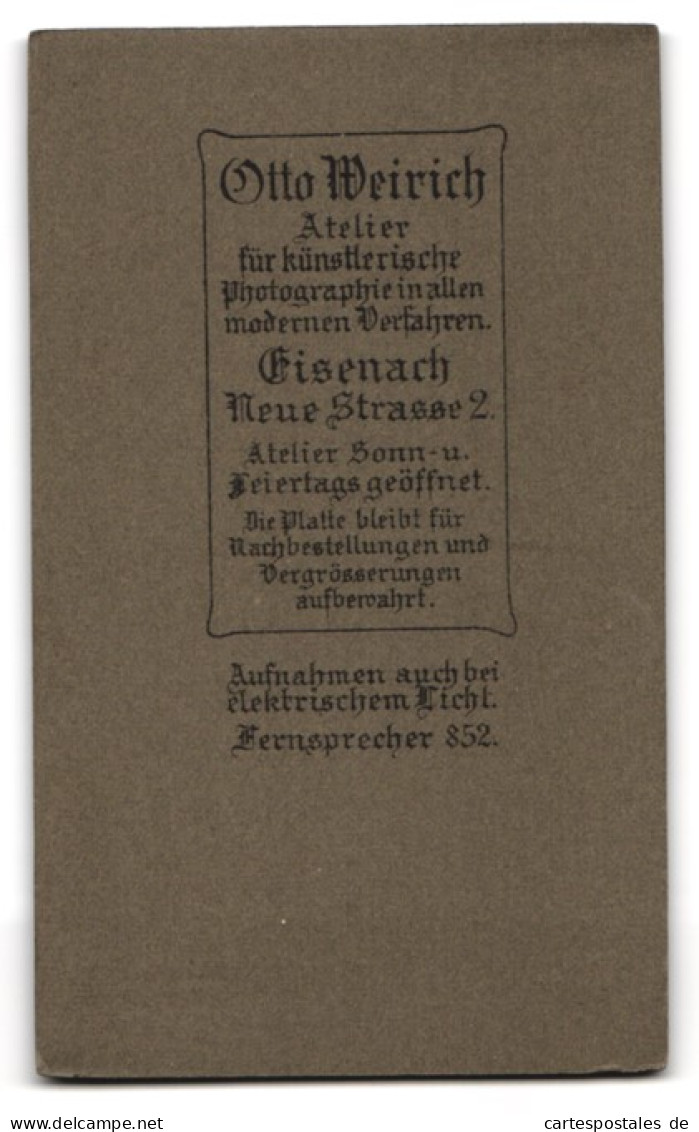 Fotografie Otto Weirich, Eisenach, Neue Str. 2, Junger Gutaussehender Mann Mit Strengen Scheitel Und Krawatte  - Personnes Anonymes