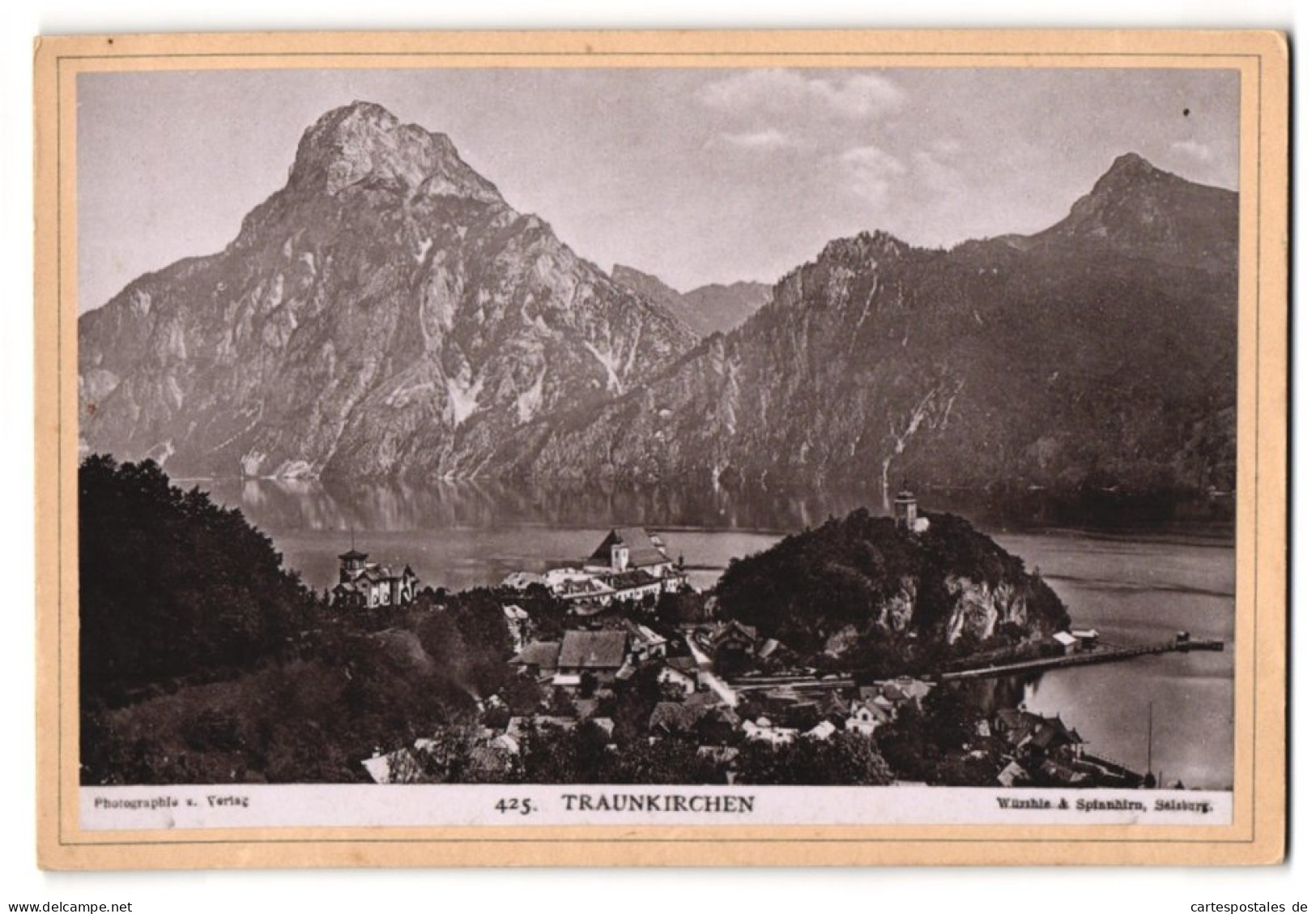 Fotografie Würthle & Spinnhirn, Salzburg, Ansicht Traunkirchen, Blick Auf Den Ort Mit Alpen  - Lieux