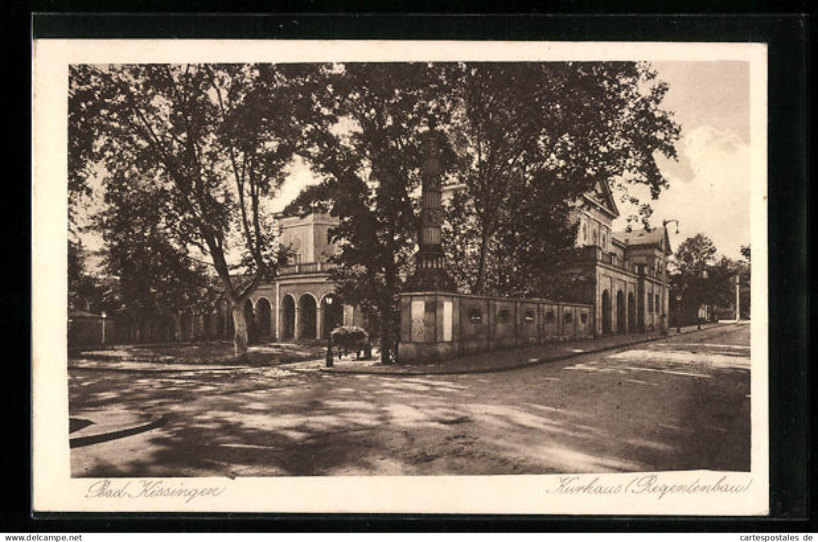 AK Bad Kissingen, Kurhaus, Regentenbau  - Regen