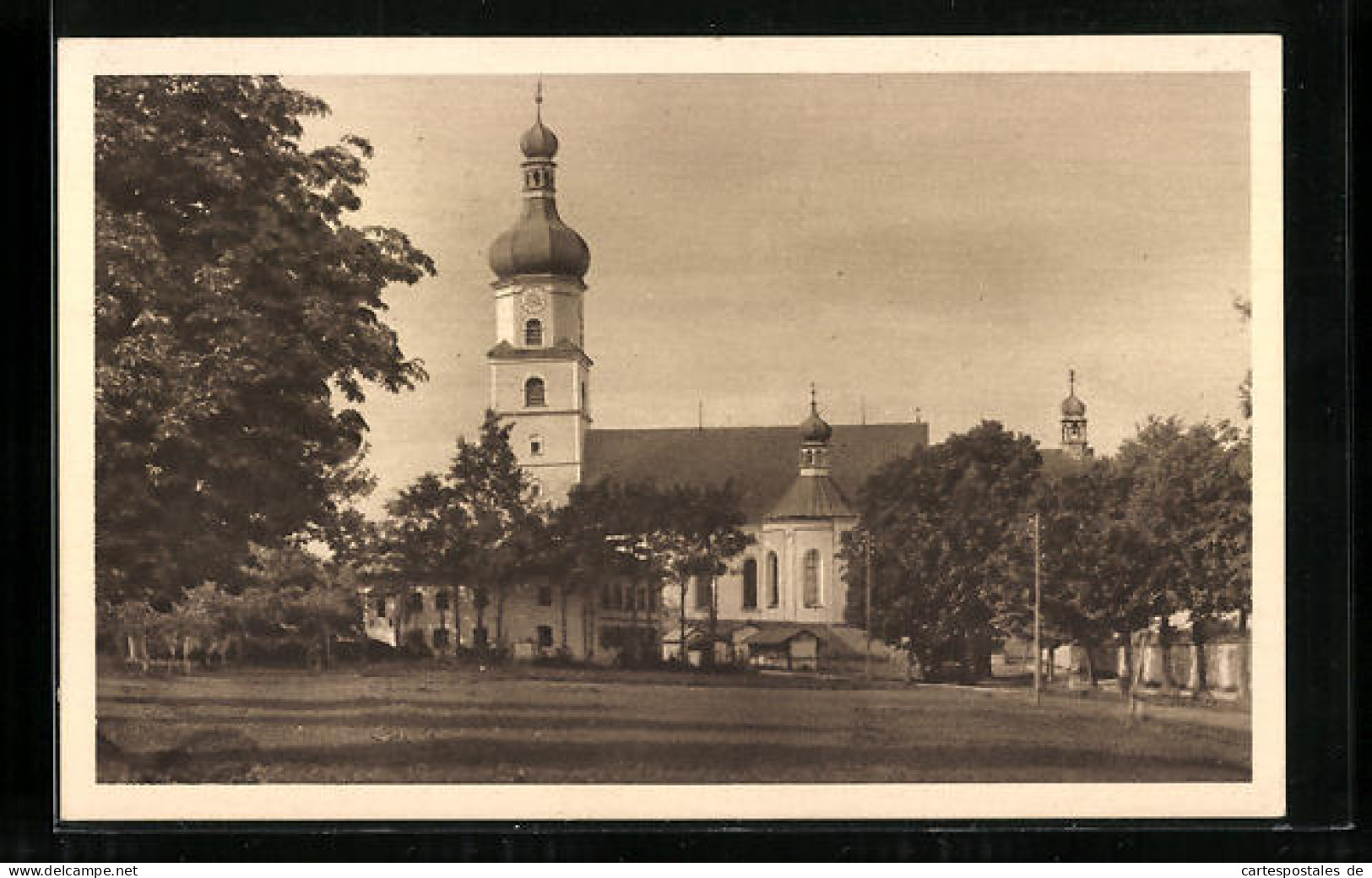 AK Neukirchen-Heilig Blut B. Furth, Ortspartie Mit Kirche  - Furth