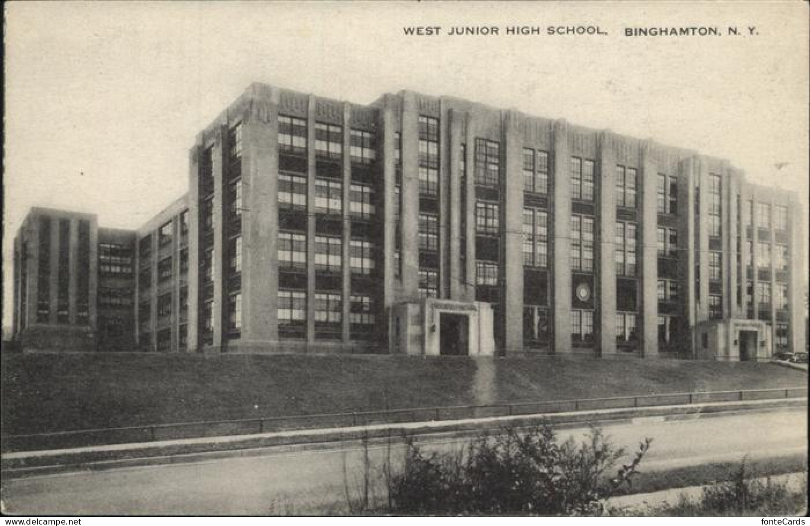 11250207 Binghamton West Junior High School - Autres & Non Classés