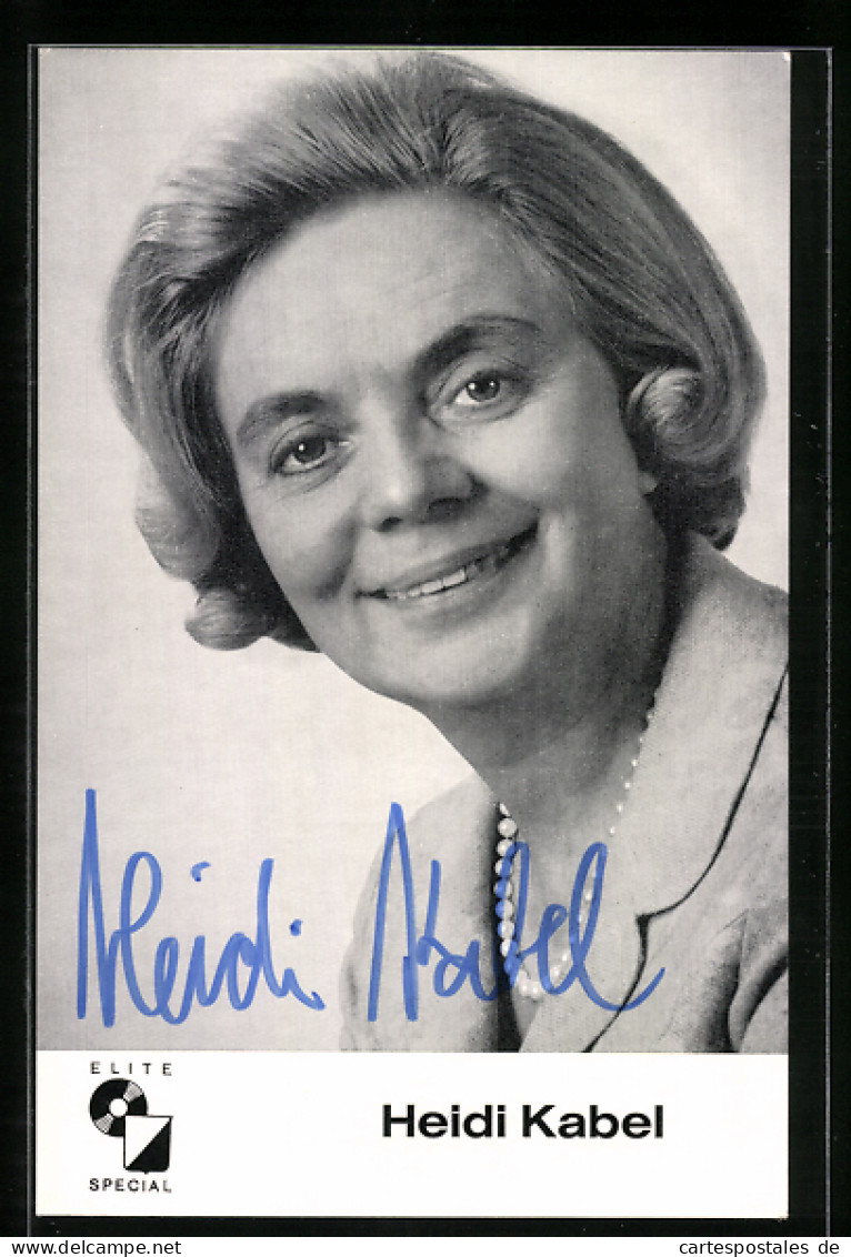 AK Schauspielerin Heidi Kabel Fröhlich Lächelnd, Autograph  - Schauspieler