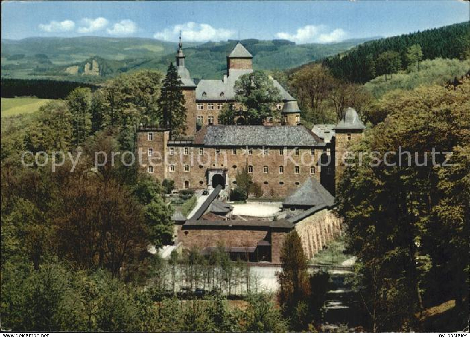 72606205 Attendorn Burg Schnellenberg Attendorn - Attendorn