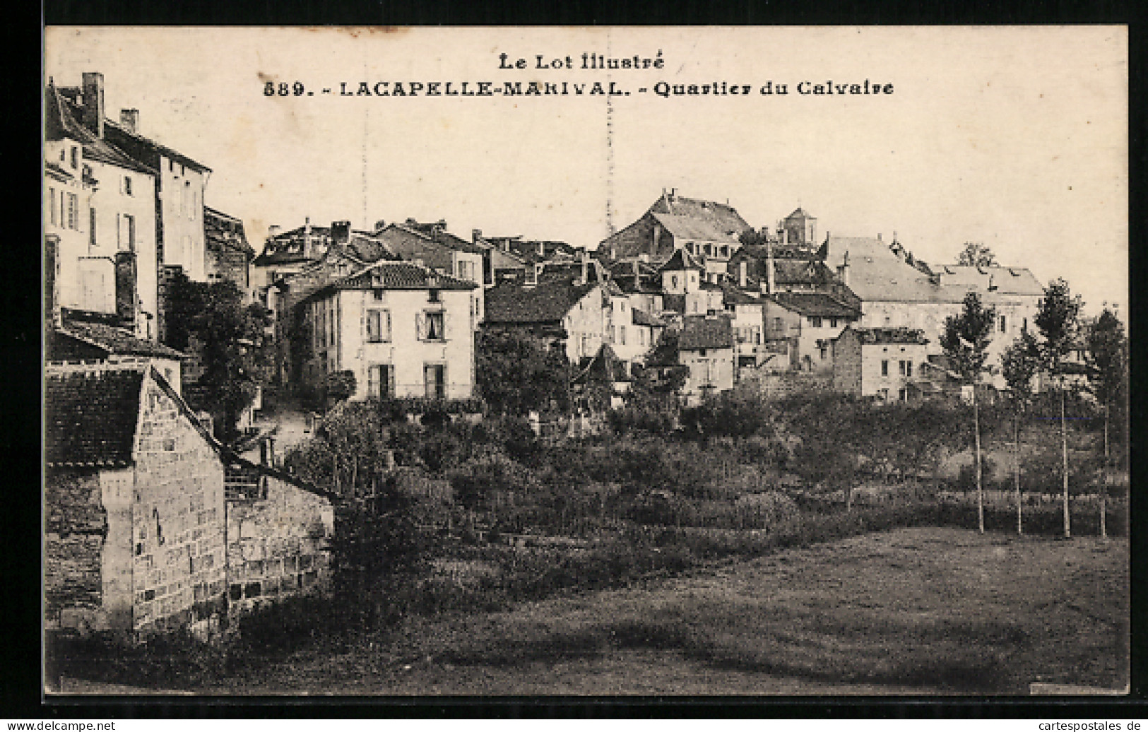 CPA Lacapelle-Marival, Quartier Du Calvaire  - Lacapelle Marival