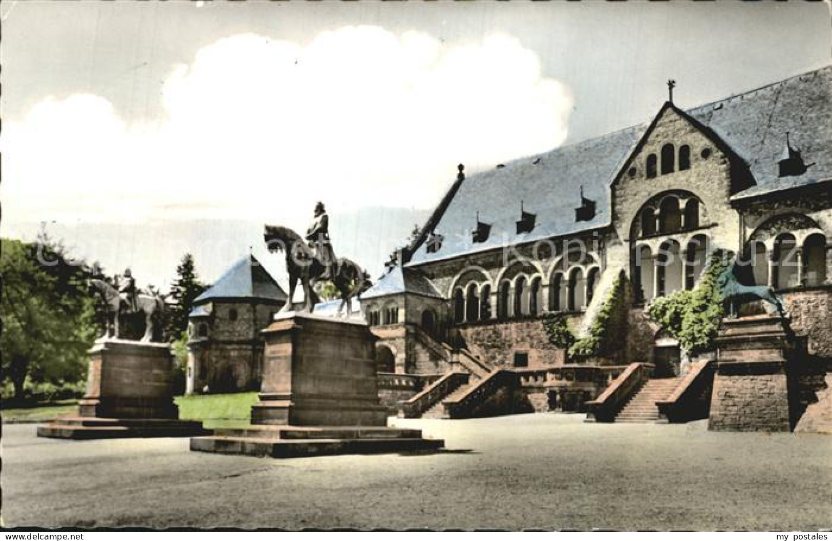 72602783 Goslar Kaiserpfalz Barbarossa Und Kaiser Wilhelm Denkmal Pferdestandbil - Goslar