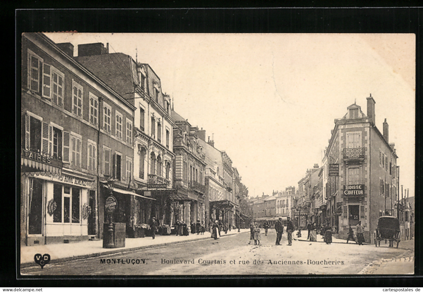 CPA Montlucon, Boulevard De Courtais Et Rue Des Anciennes-Boucheries  - Montlucon
