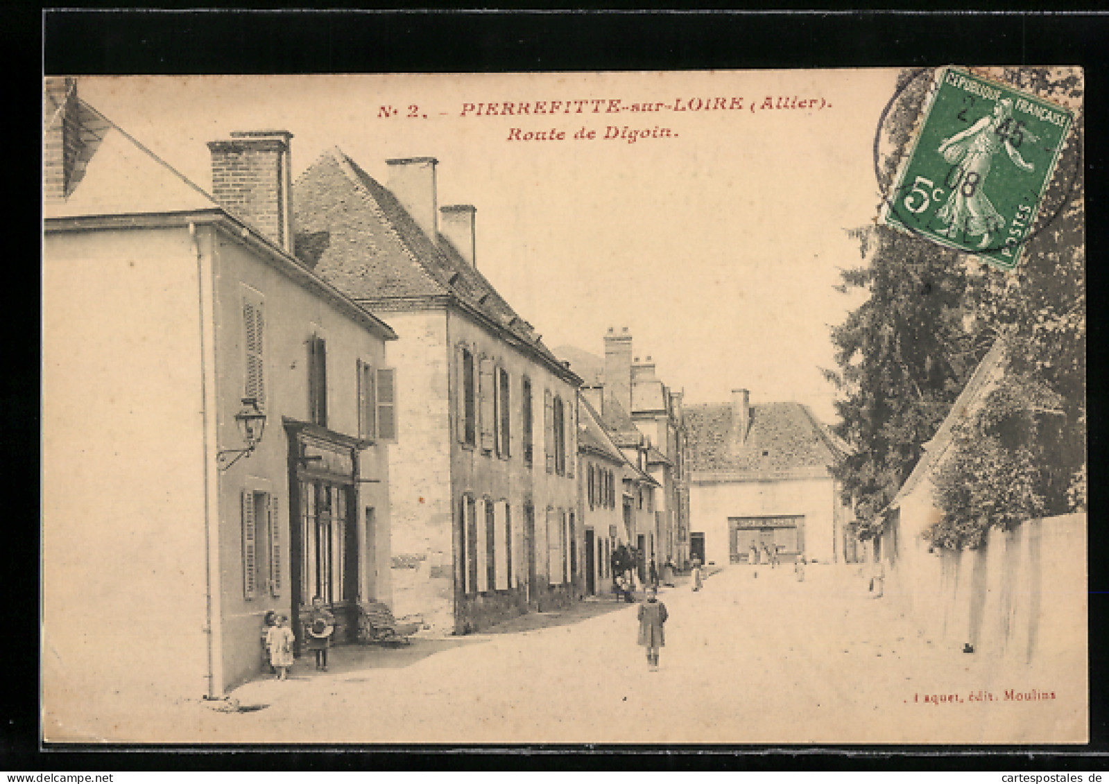 CPA Pierrefitte-sur-Loire, Route De Digoin  - Autres & Non Classés