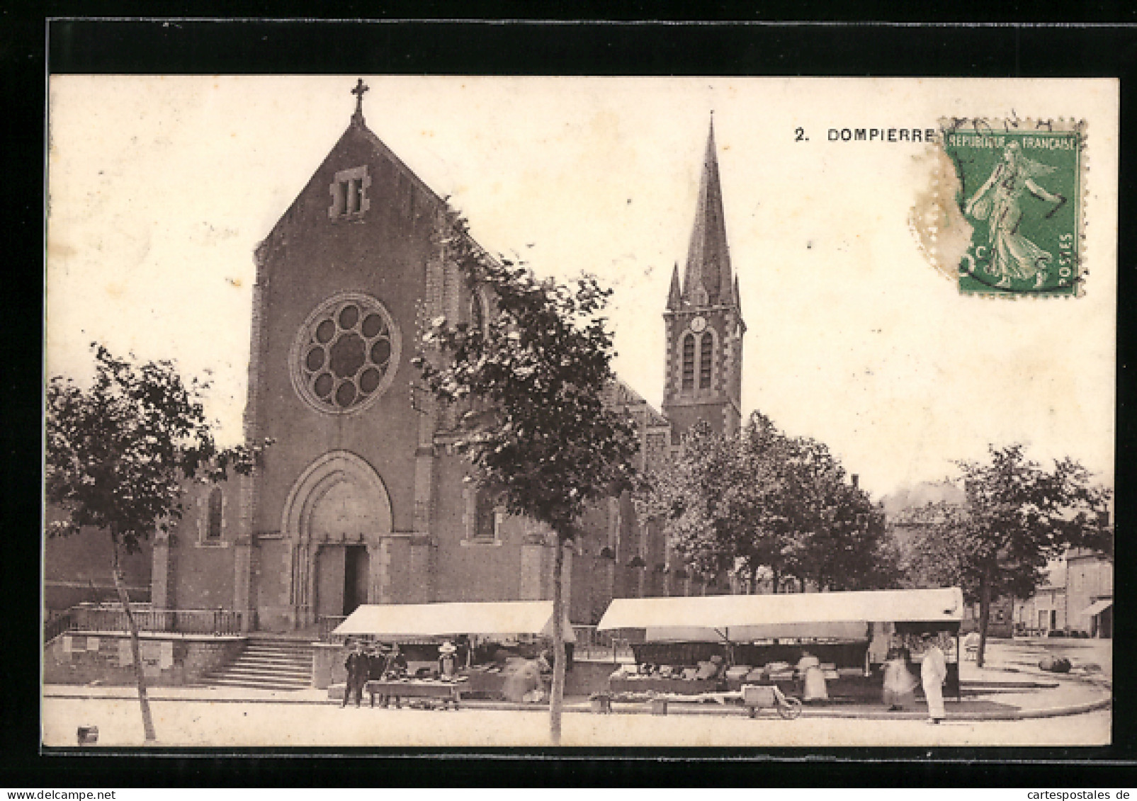 CPA Dompierre, L'Église  - Autres & Non Classés