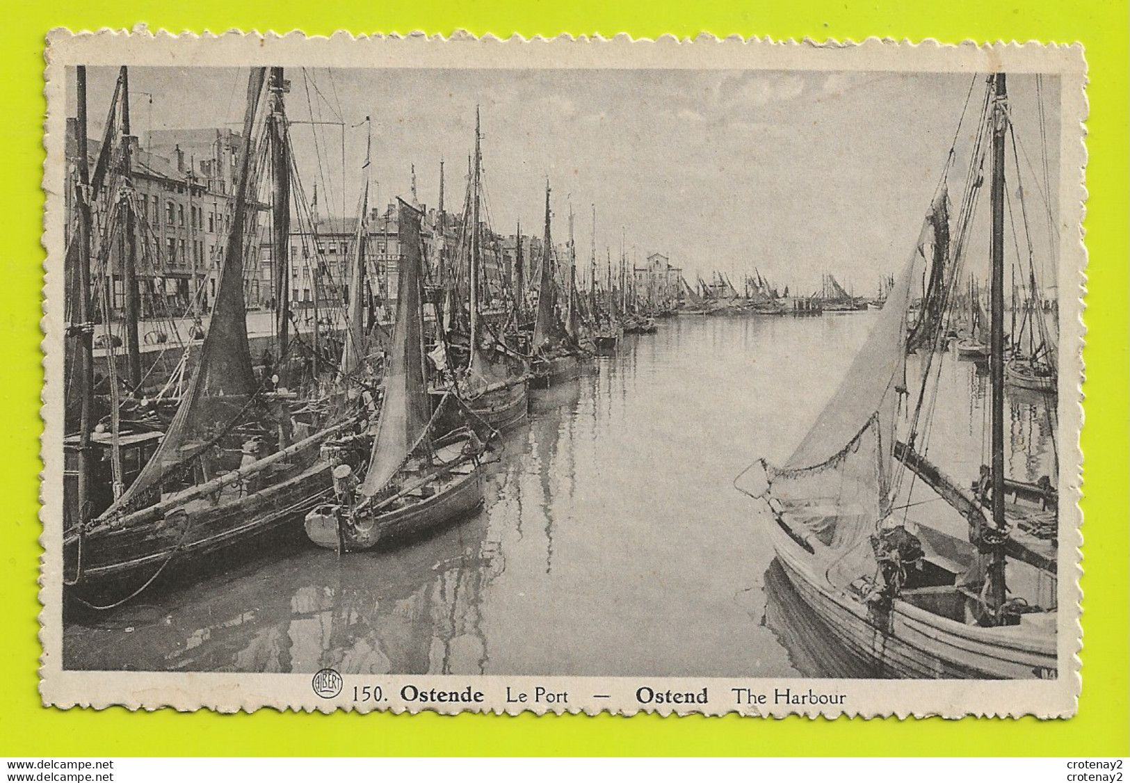 Flandre Occidentale OSTENDE Oostende Ostend N°150 Le Port The Harbour Beaux Bateaux De Pêche VOIR DOS - Oostende