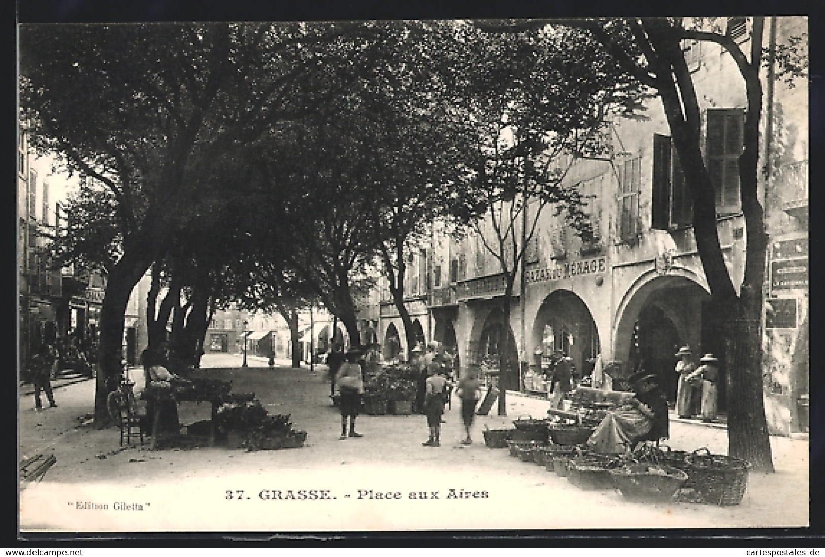 CPA Grasse, Place Aux Aires  - Grasse