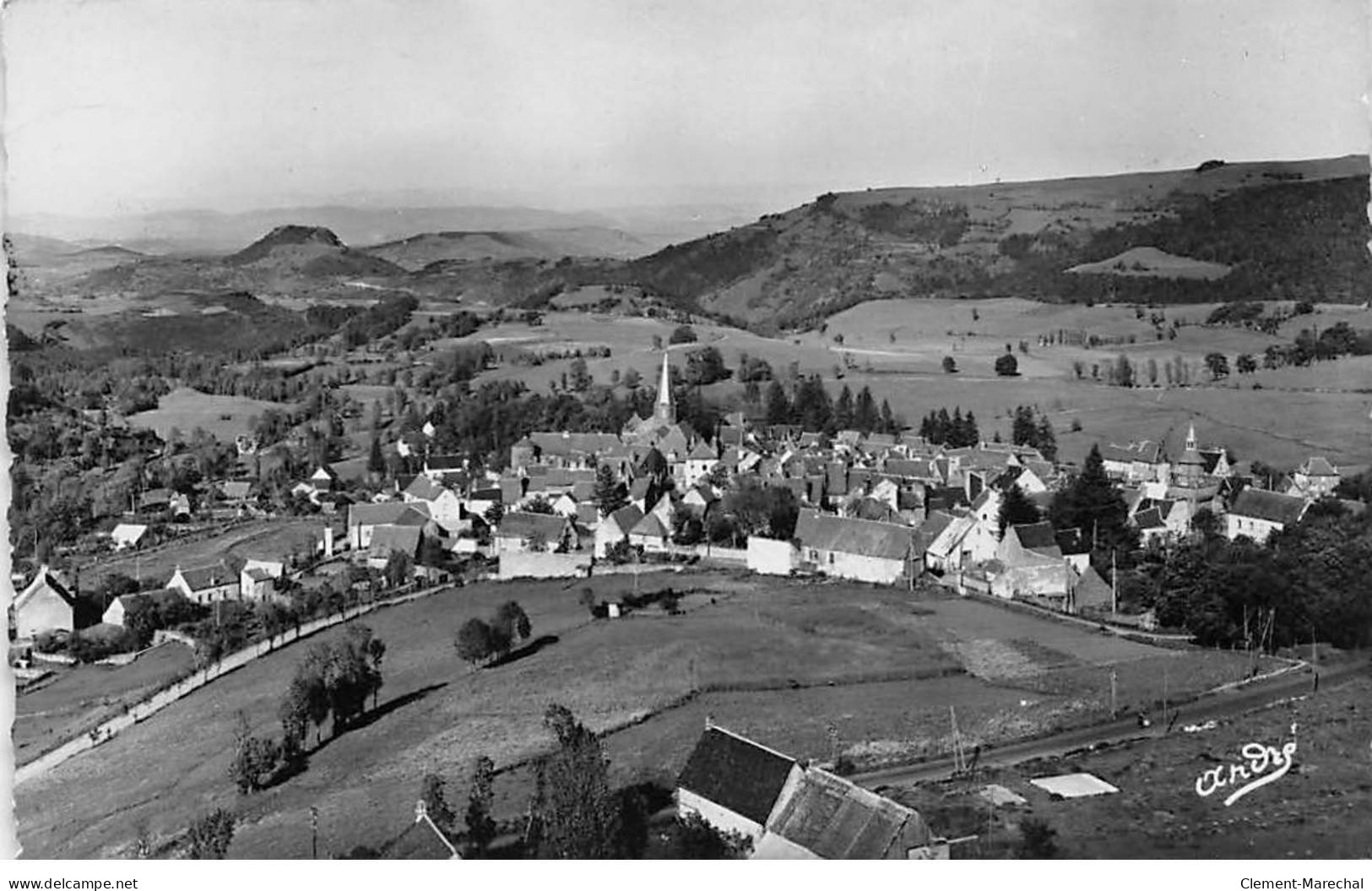 BESSE EN CHANDESSE - Vue Générale - Très Bon état - Besse Et Saint Anastaise