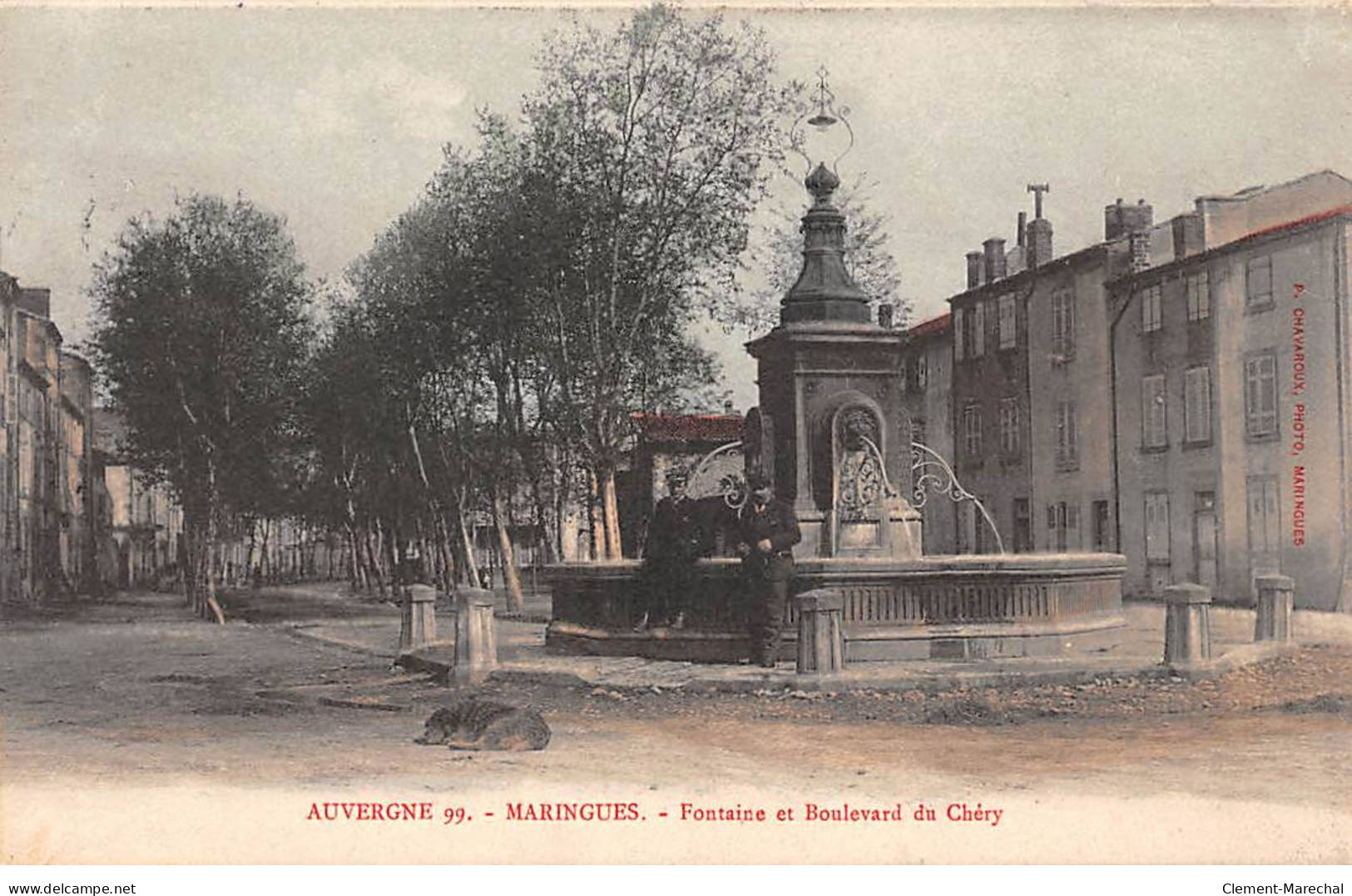 MARINGUES - Fontaine Et Boulevard Du Chéry - Très Bon état - Maringues