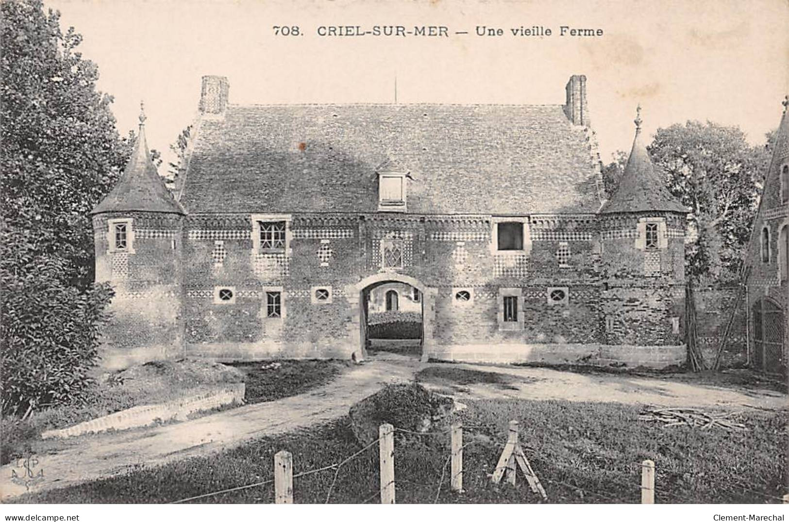 CRIEL SUR MER - Une Vieille Ferme - Très Bon état - Criel Sur Mer