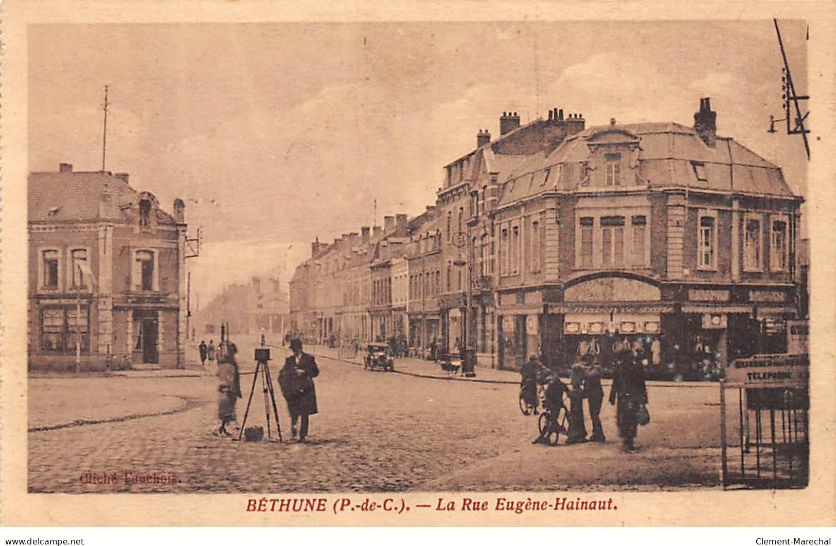 BETHUNE - La Rue Eugène Hainaut - Très Bon état - Bethune