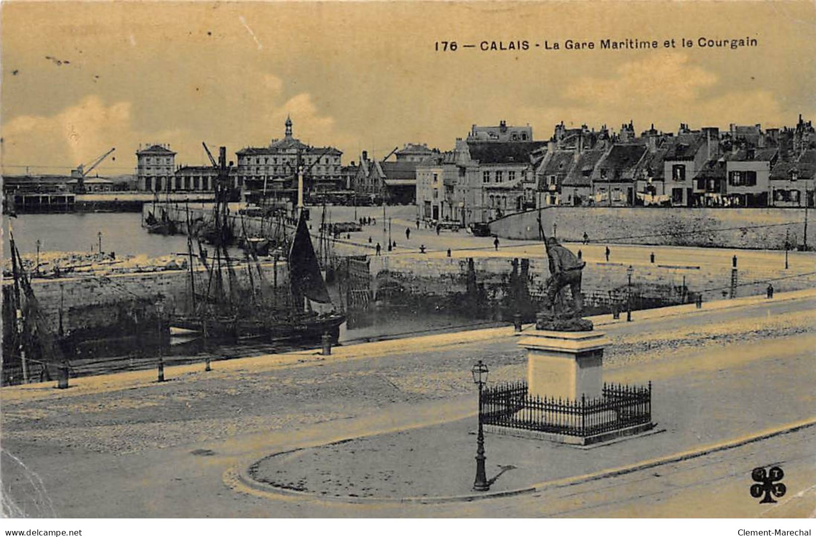 CALAIS - La Gare Maritime Et Le Courgain - Très Bon état - Calais