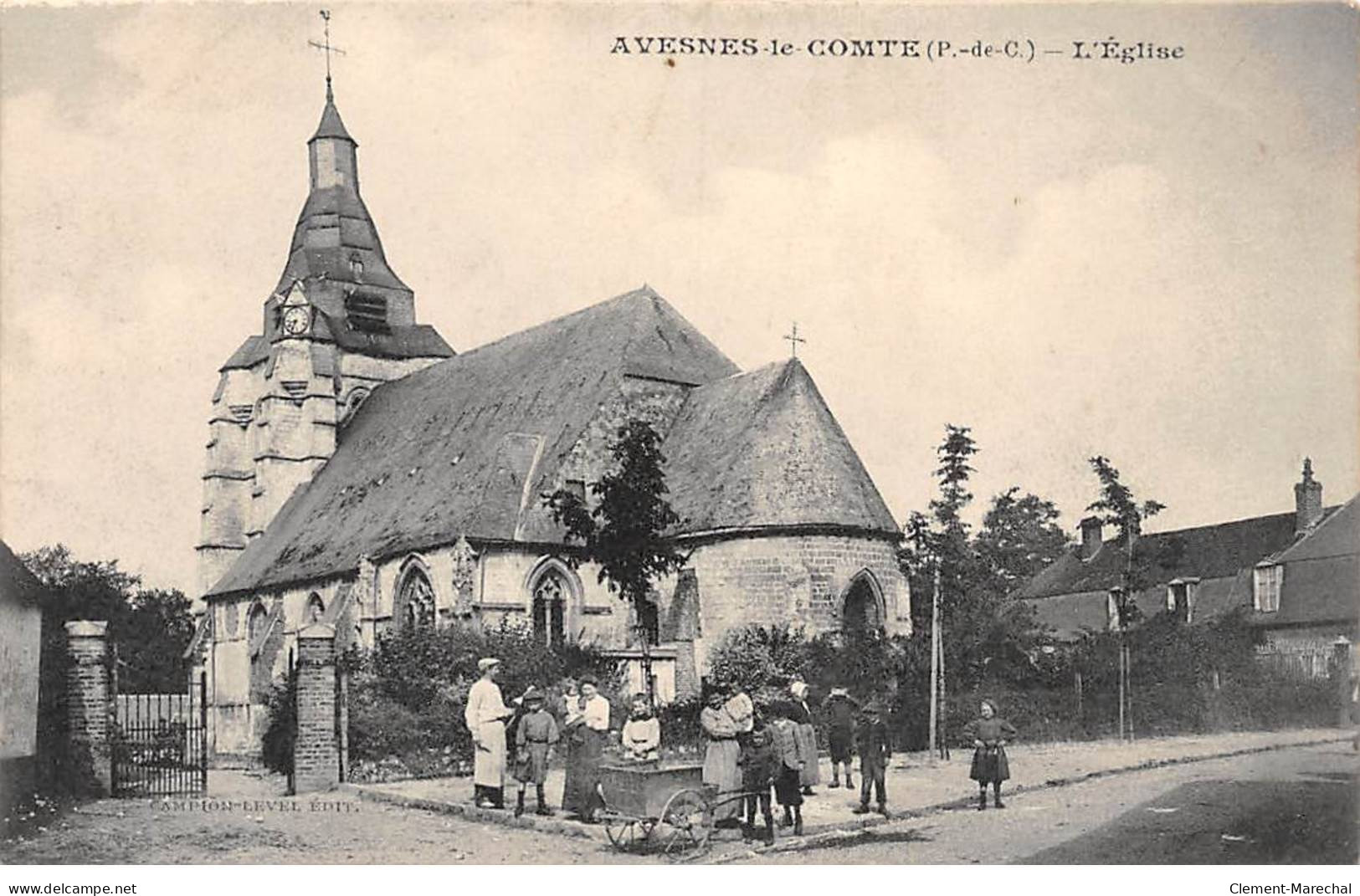 AVESNES LE COMTE - L'Eglise - Très Bon état - Avesnes Le Comte