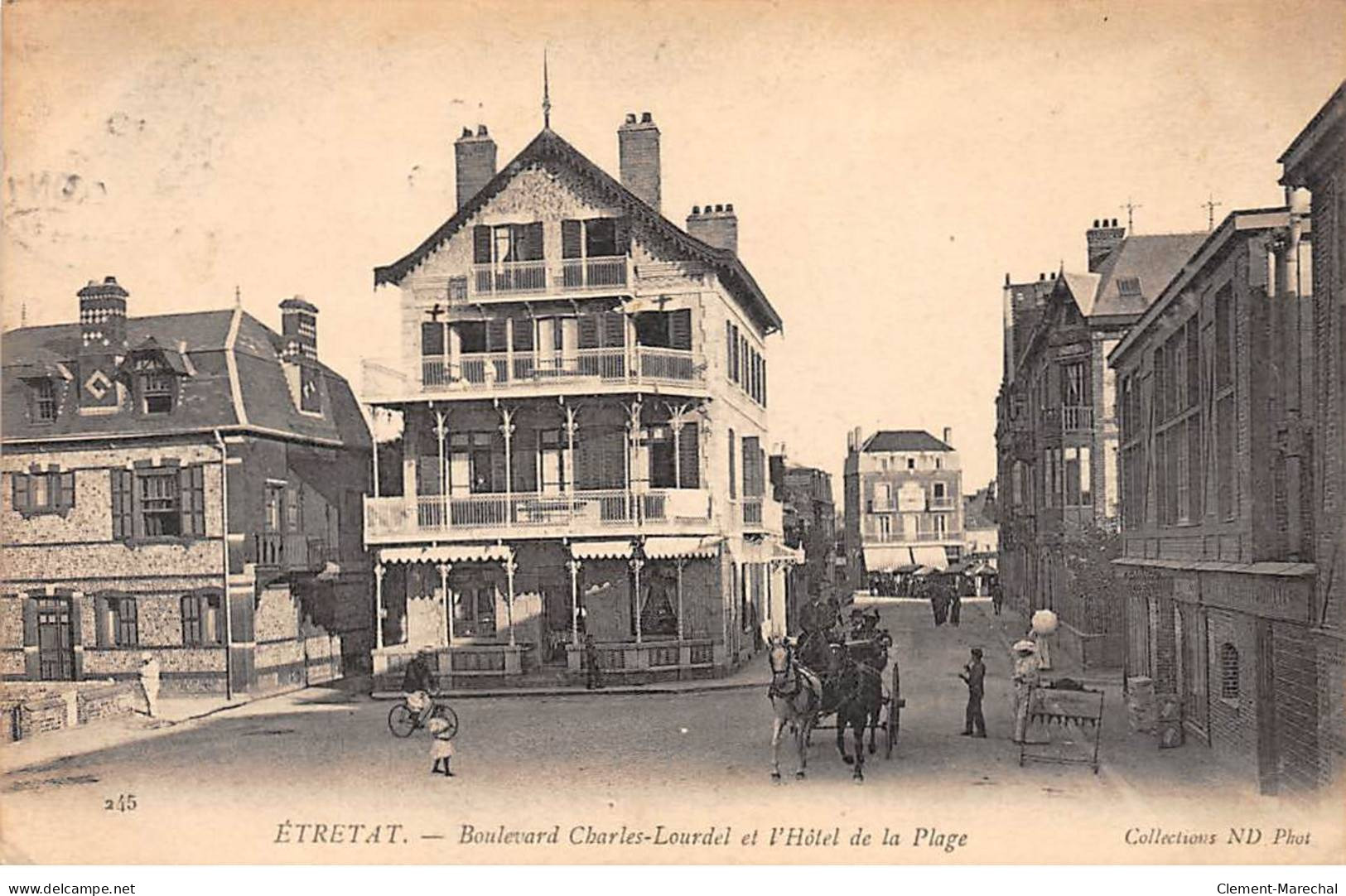 ETRETAT - Boulevard Charles Lourdel Et L'Hôtel De La Plage - Très Bon état - Etretat