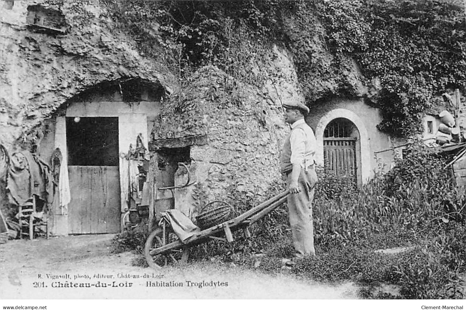 CHATEAU DU LOIR - Habitation Troglodytes - Très Bon état - Chateau Du Loir