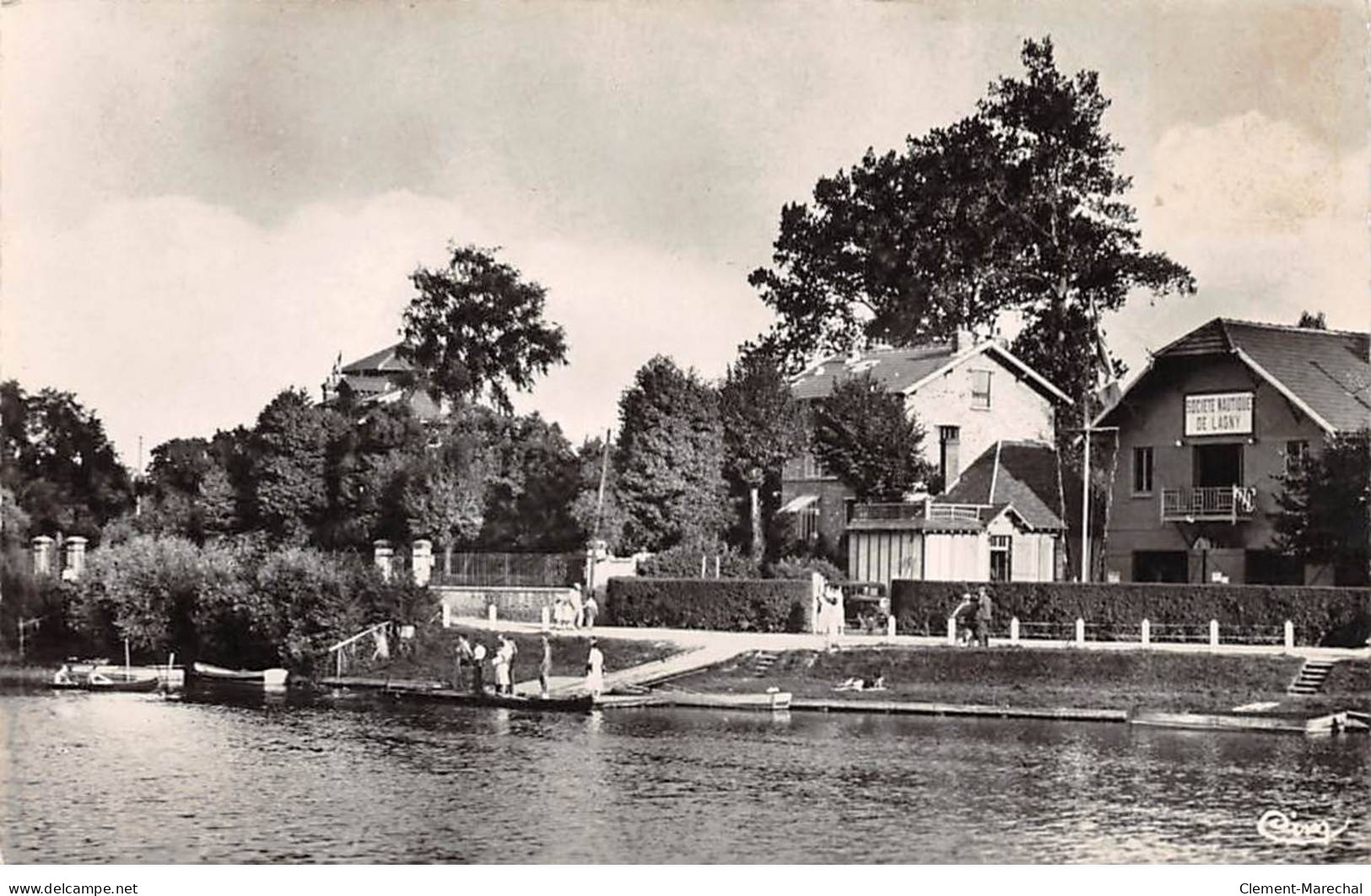 LAGNY - Société Nautique - Très Bon état - Lagny Sur Marne