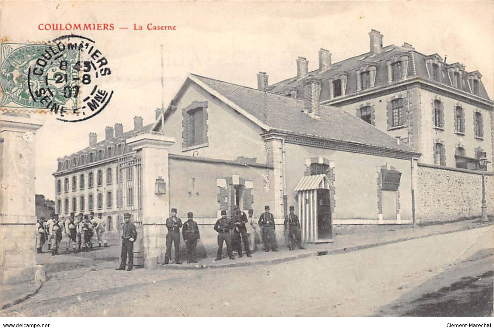 COULOMMIERS - La Caserne - Très Bon état - Coulommiers