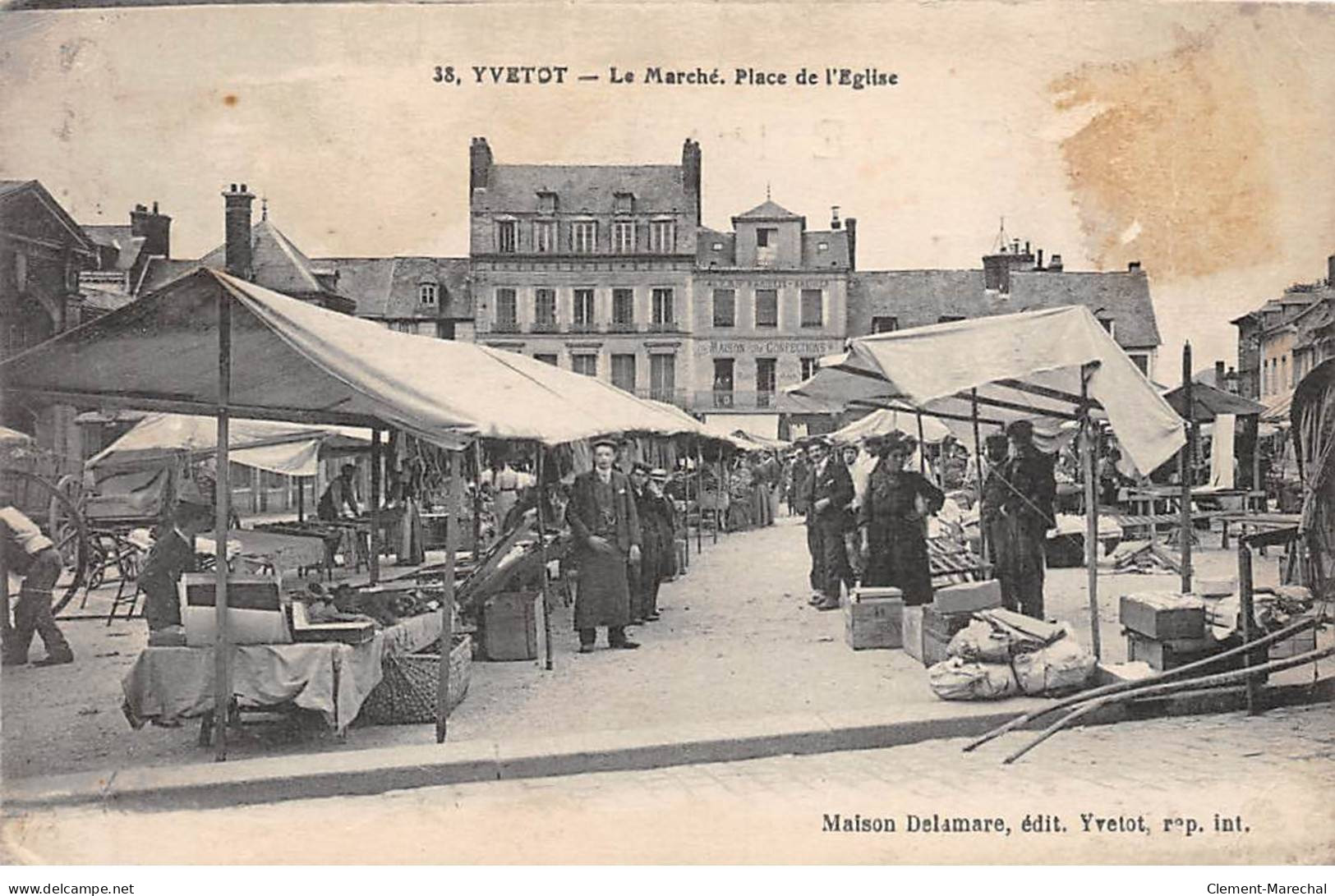 YVETOT - Le Marché - Place De L'Eglise - Très Bon état - Yvetot
