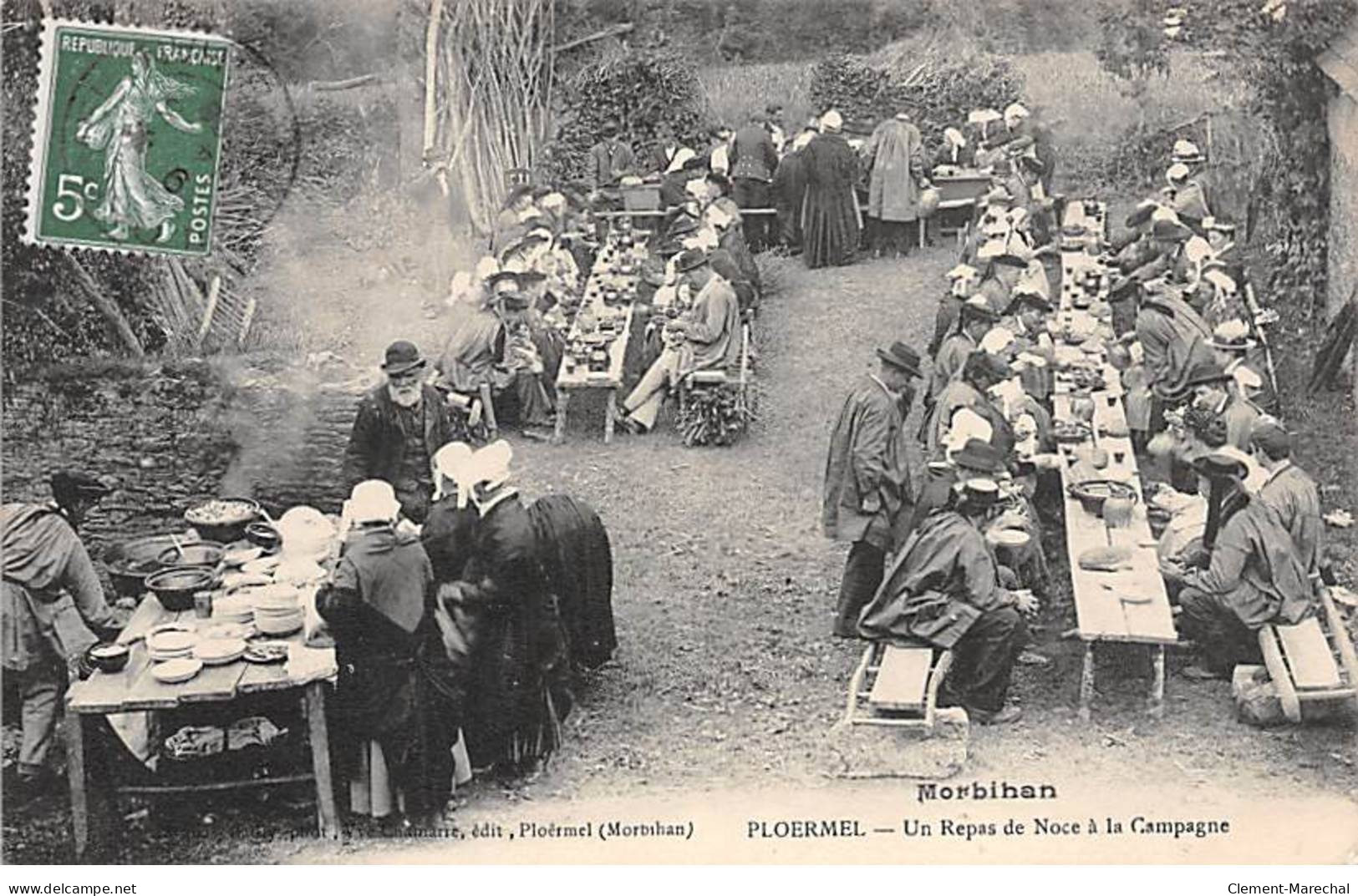 PLOERMEL - Un Repas De Noce à La Campagne - Très Bon état - Ploërmel