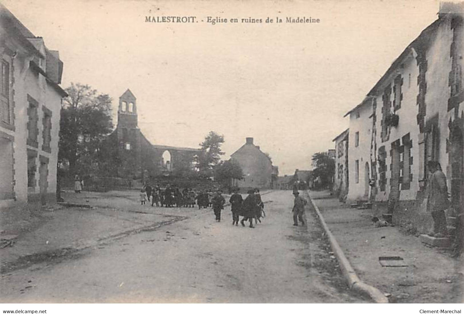 MALESTROIT - Eglise En Ruines De La Madeleine - Très Bon état - Malestroit