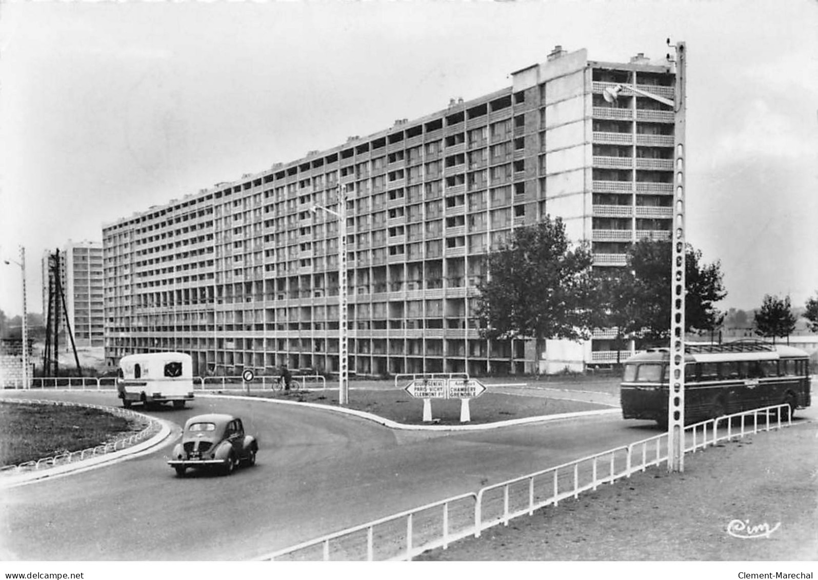 BRON - Cités De Parilly - Très Bon état - Bron