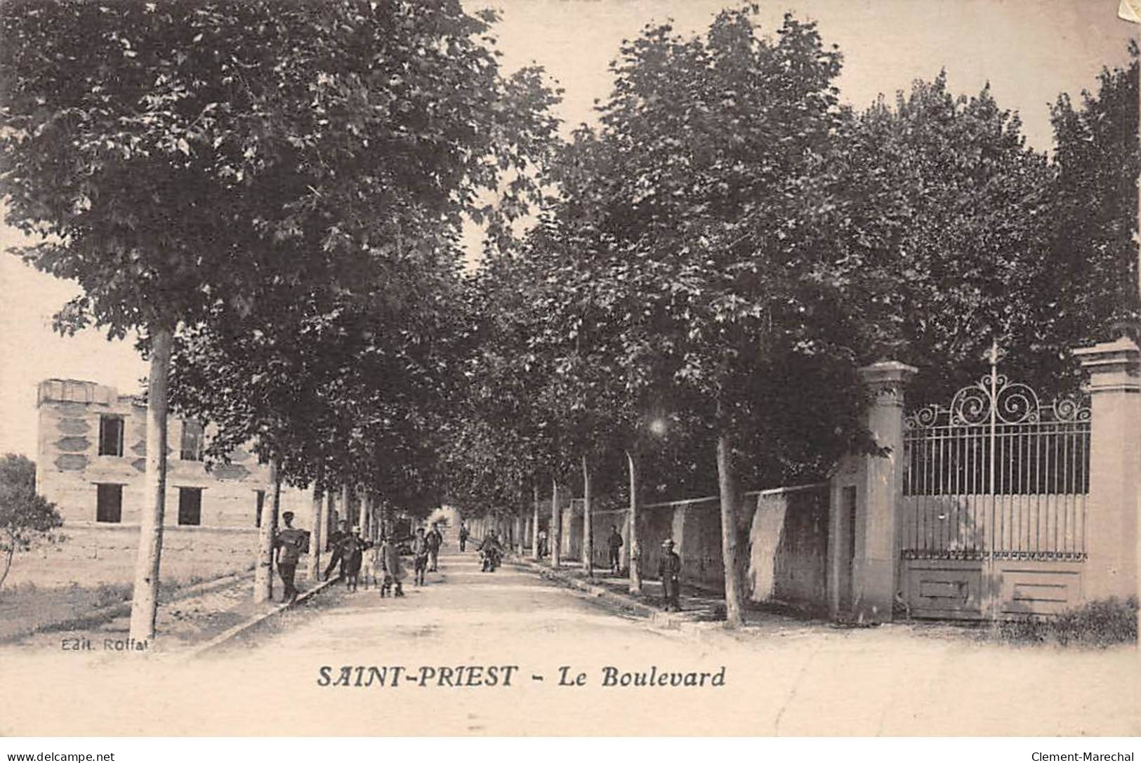 SAINT PRIEST - Le Boulevard - Très Bon état - Saint Priest