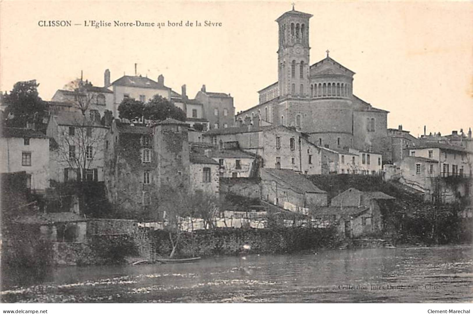 CLISSON - L'Eglise Notre Dame Au Bord De La Sèvre - état - Clisson