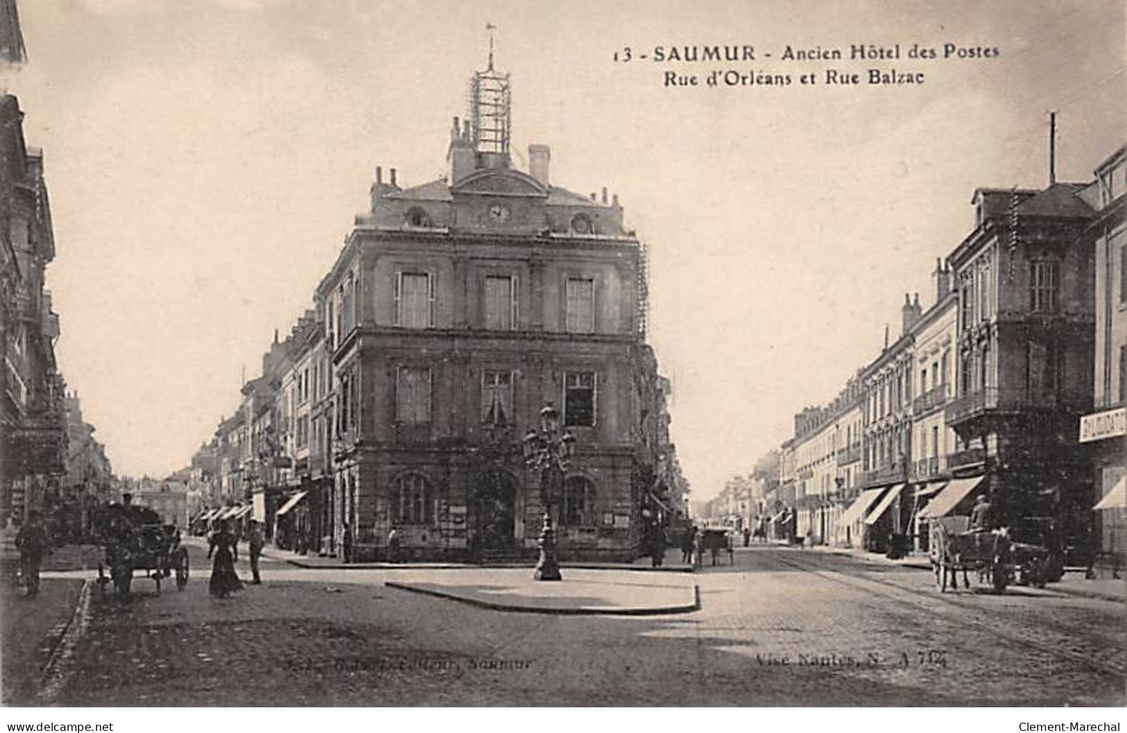 SAUMUR - Ancien Hôtel Des Postes - Rue D'Orléans Et Rue Balzac - Très Bon état - Saumur