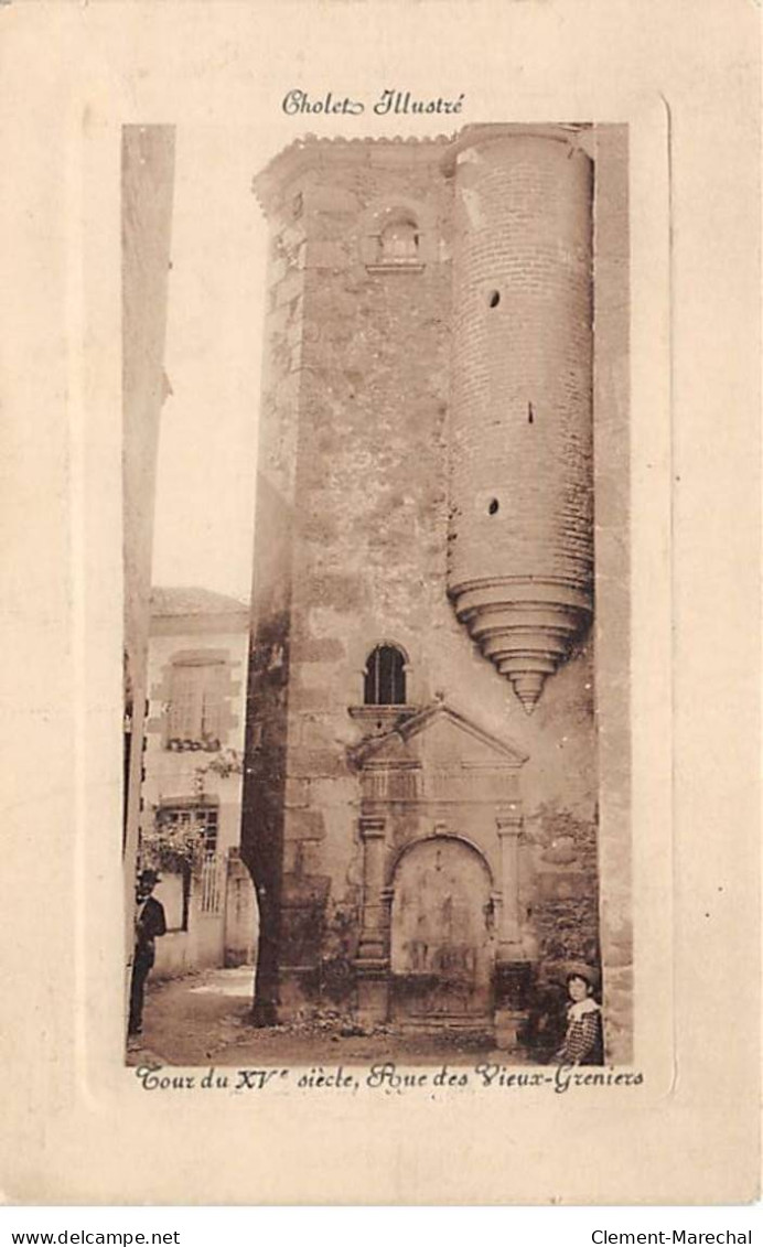 CHOLET Illustré - Tour Du XVe Siècle - Rue Des Vieux Greniers - Très Bon état - Cholet