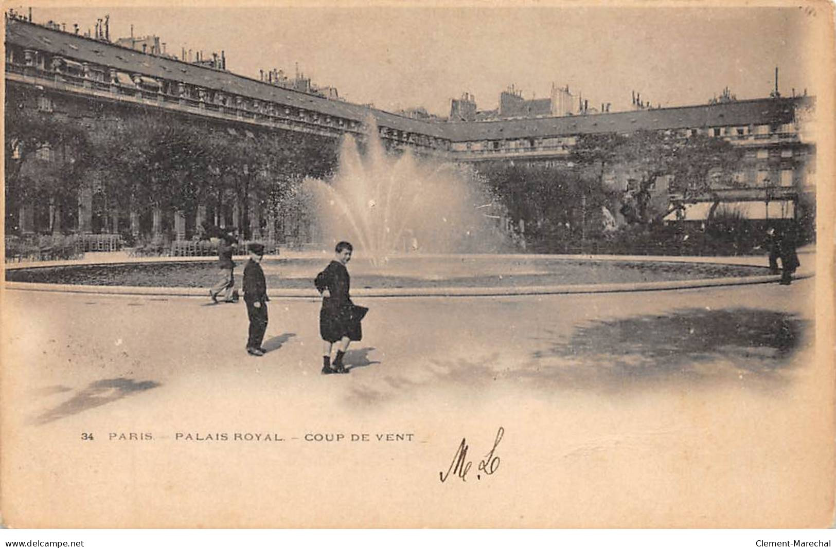 PARIS - Palais Royal - Coup De Vent - Très Bon état - District 01