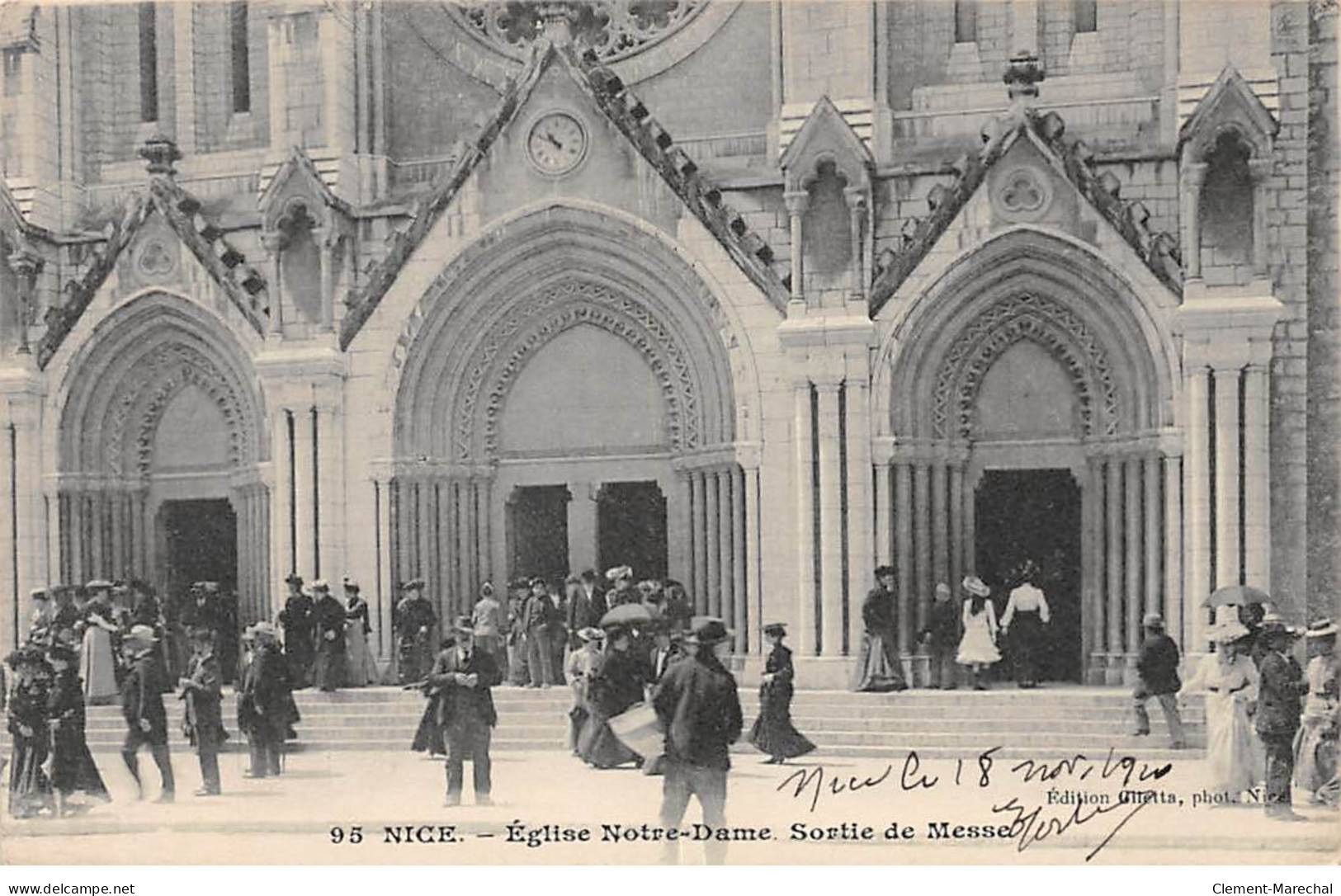 NICE - Eglise Notre Dame - Sortie De Messe - Très Bon état - Monumenten, Gebouwen
